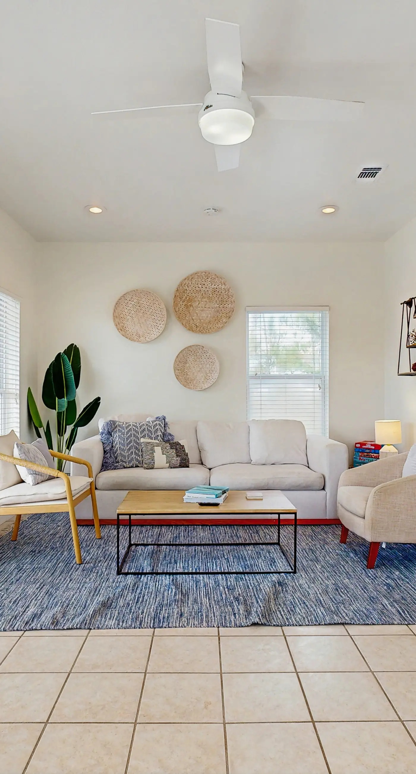 Spacious private home with patio, balconies, close to beaches