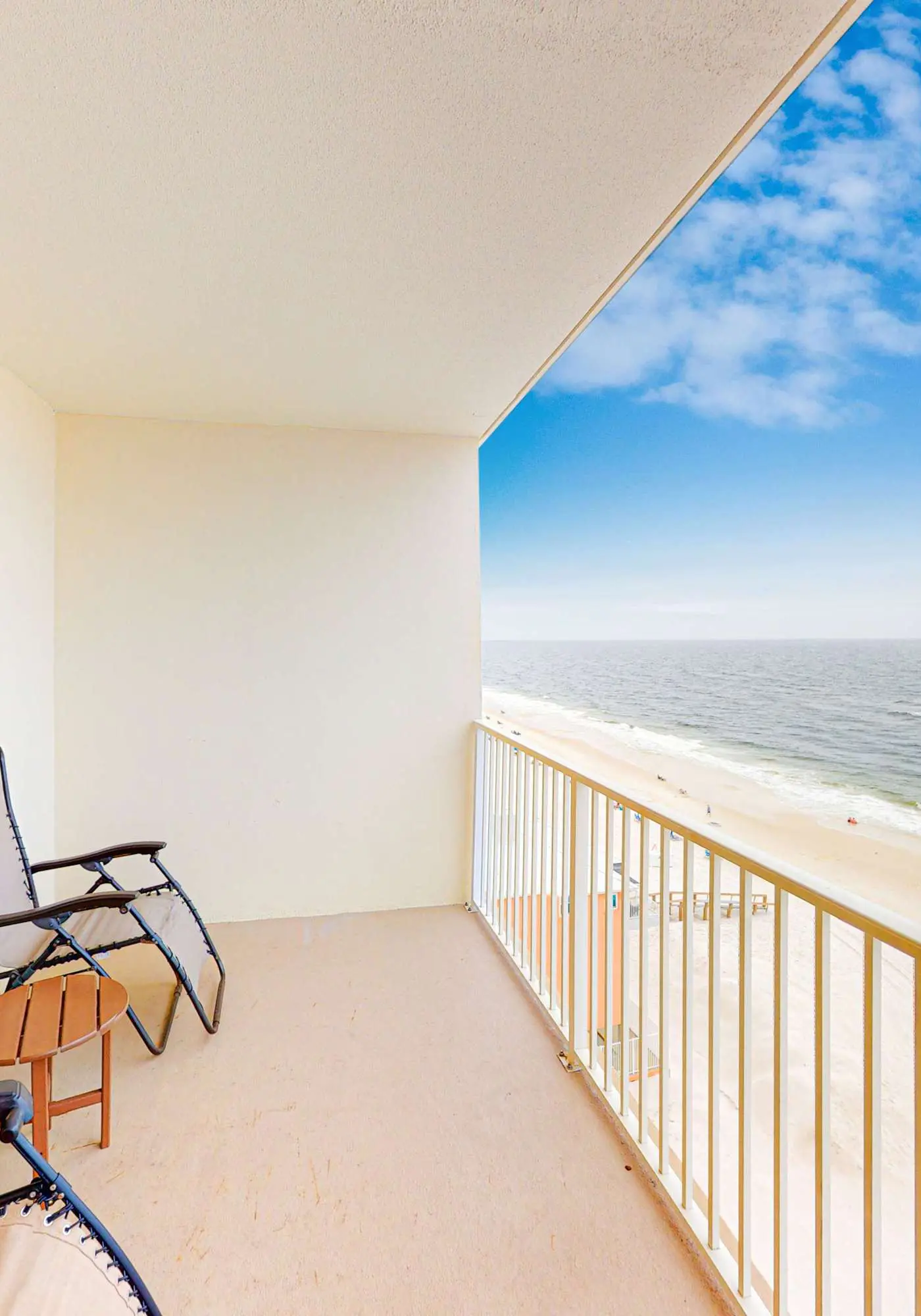 Waterfront beach home with deck, balcony, central AC, & washer dryer