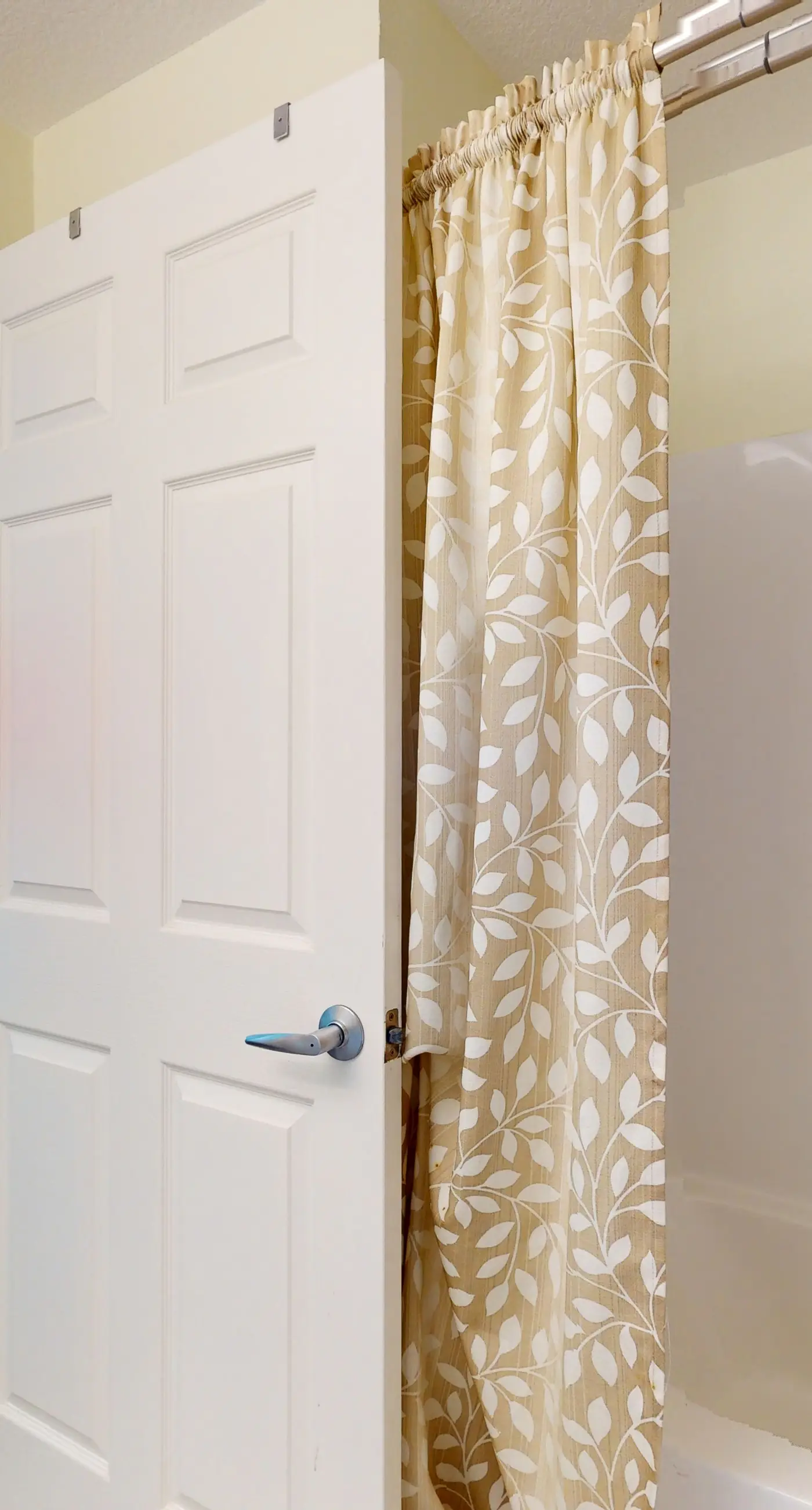 Family-Friendly Gulf-Front Condo w/Shared Pool, Hot Tub, Sauna, Private Balcony