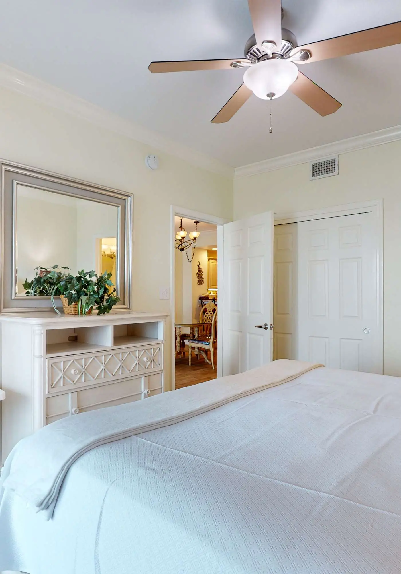 Family-Friendly Gulf-Front Condo w/Shared Pool, Hot Tub, Sauna, Private Balcony