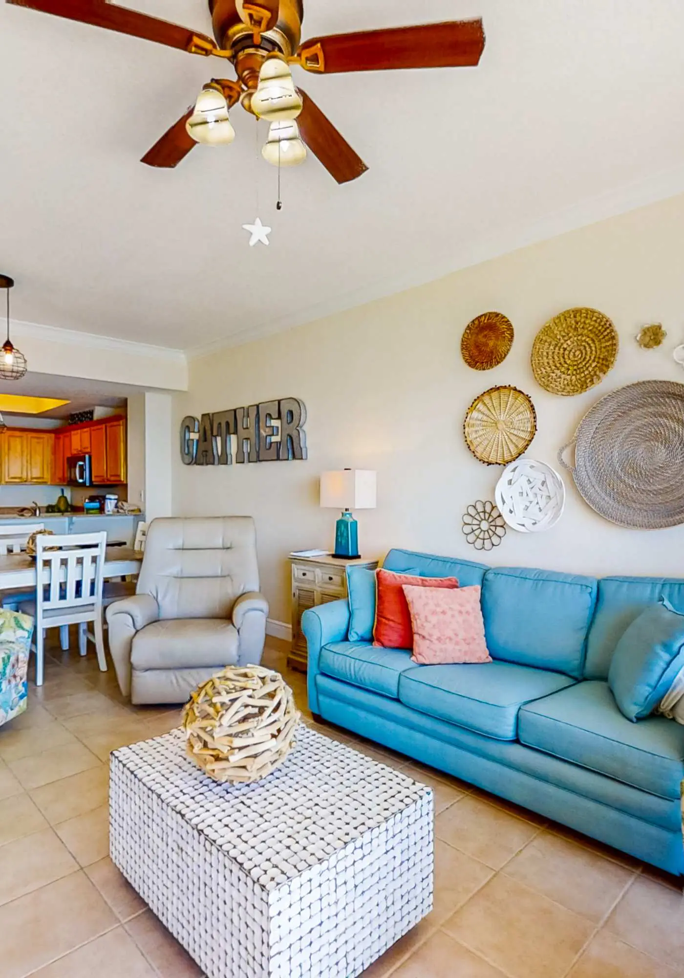 Beachfront 5th-floor condo with balcony, AC, pool, hot tub & view