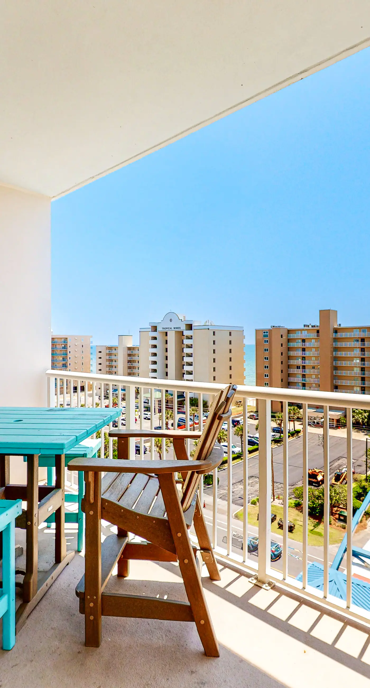 Gulf-view condo with pool, hot tub, lazy river & balcony