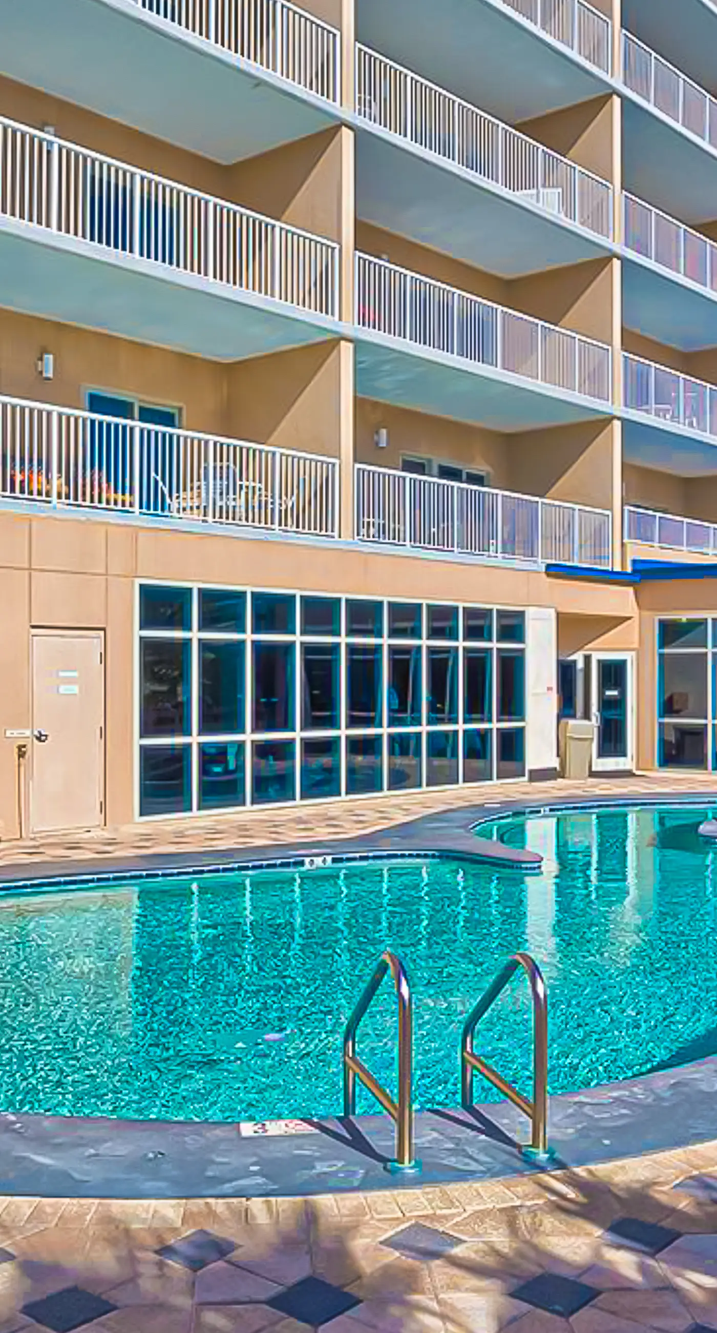 Gulf-view condo with pool, hot tub, lazy river & balcony