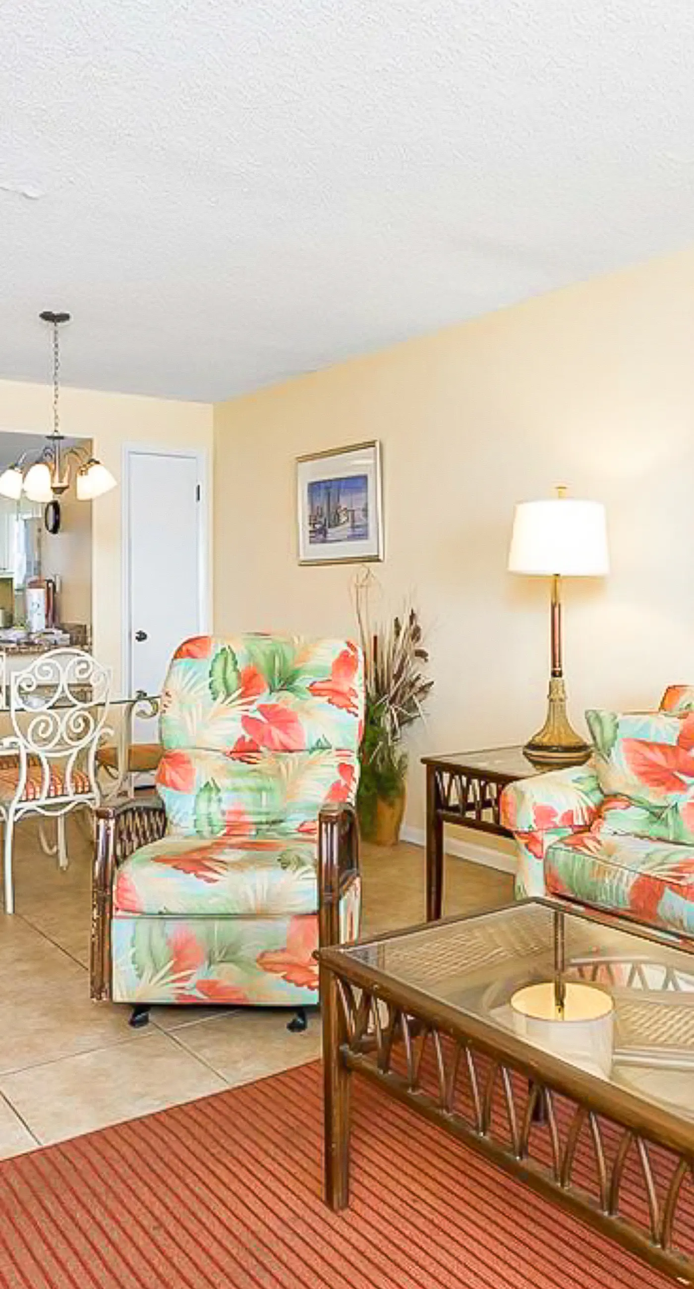 12th-floor beachfront condo with private balcony, AC, hot tub, pool, sauna