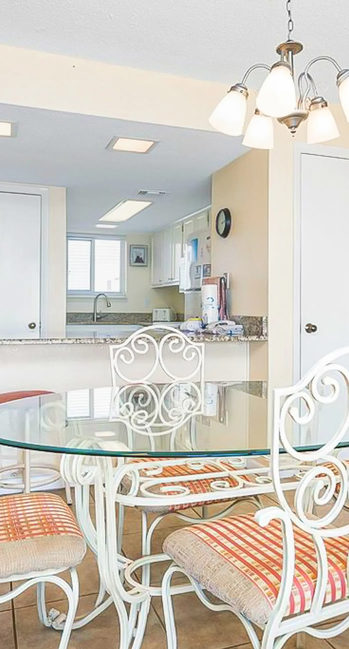 12th-floor beachfront condo with private balcony, AC, hot tub, pool, sauna