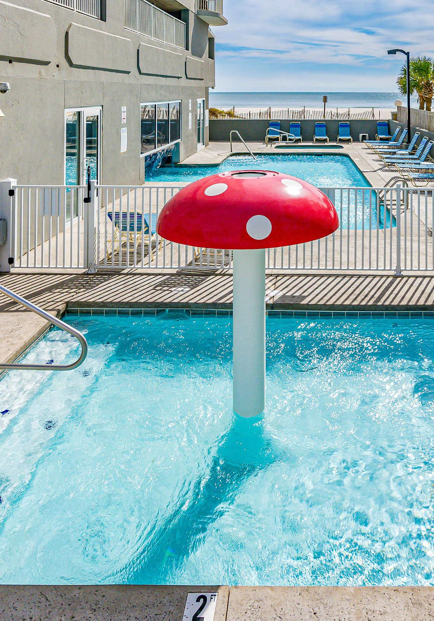 6th-floor condo with pool, central AC, free WiFi, balcony, & views