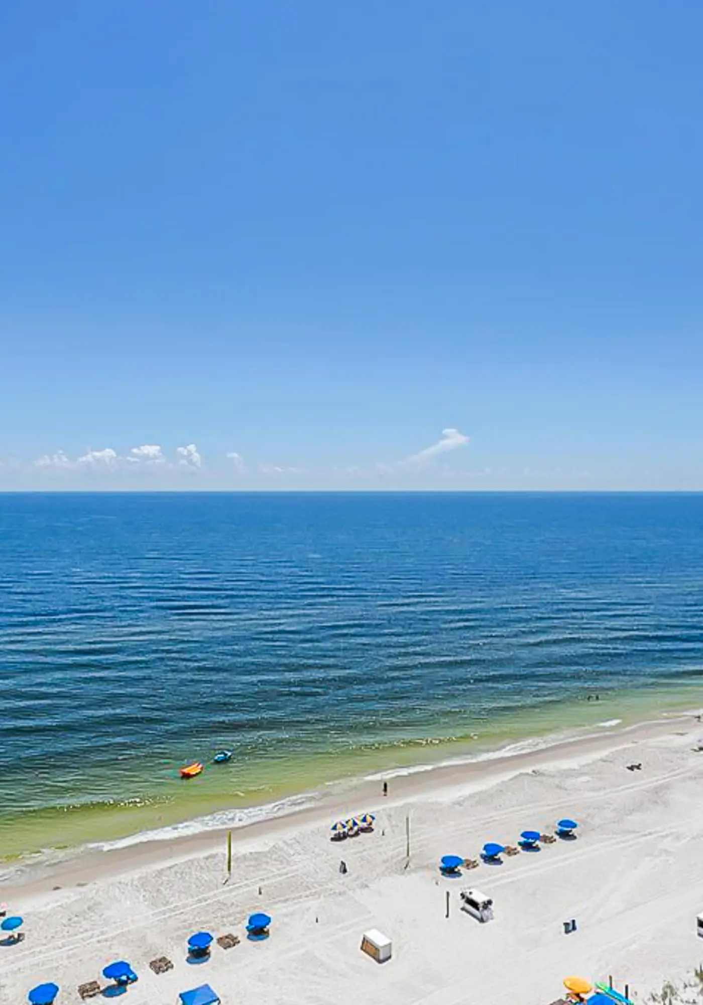 Gulf-Front Condo w/Great Views, Balcony, Shared Hot Tub, Pool, Gym, Sauna, A/C