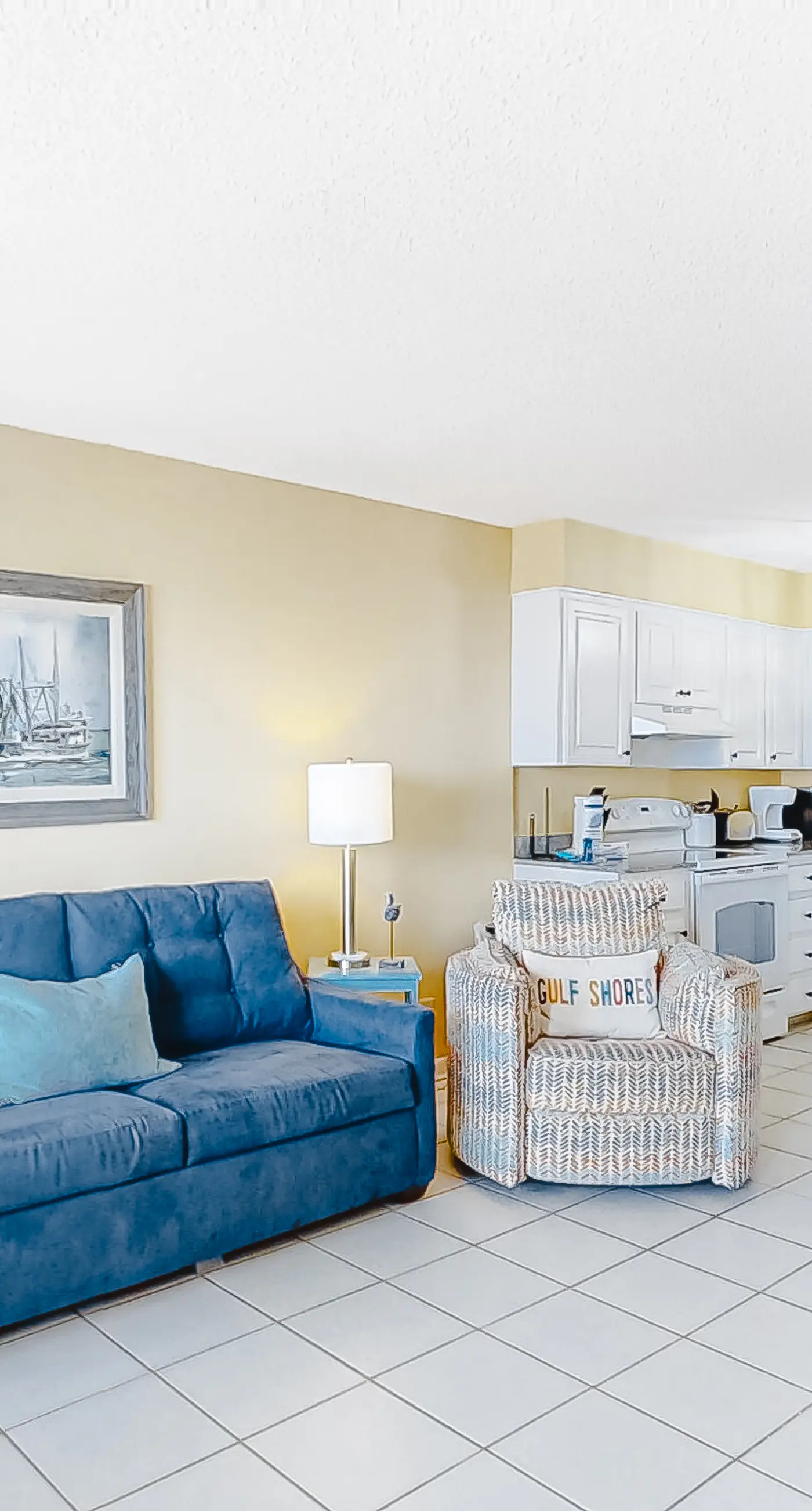 Corner Condo w Amazing Gulf-Front Views, Balcony & Shared Pools Hot Tubs Gym