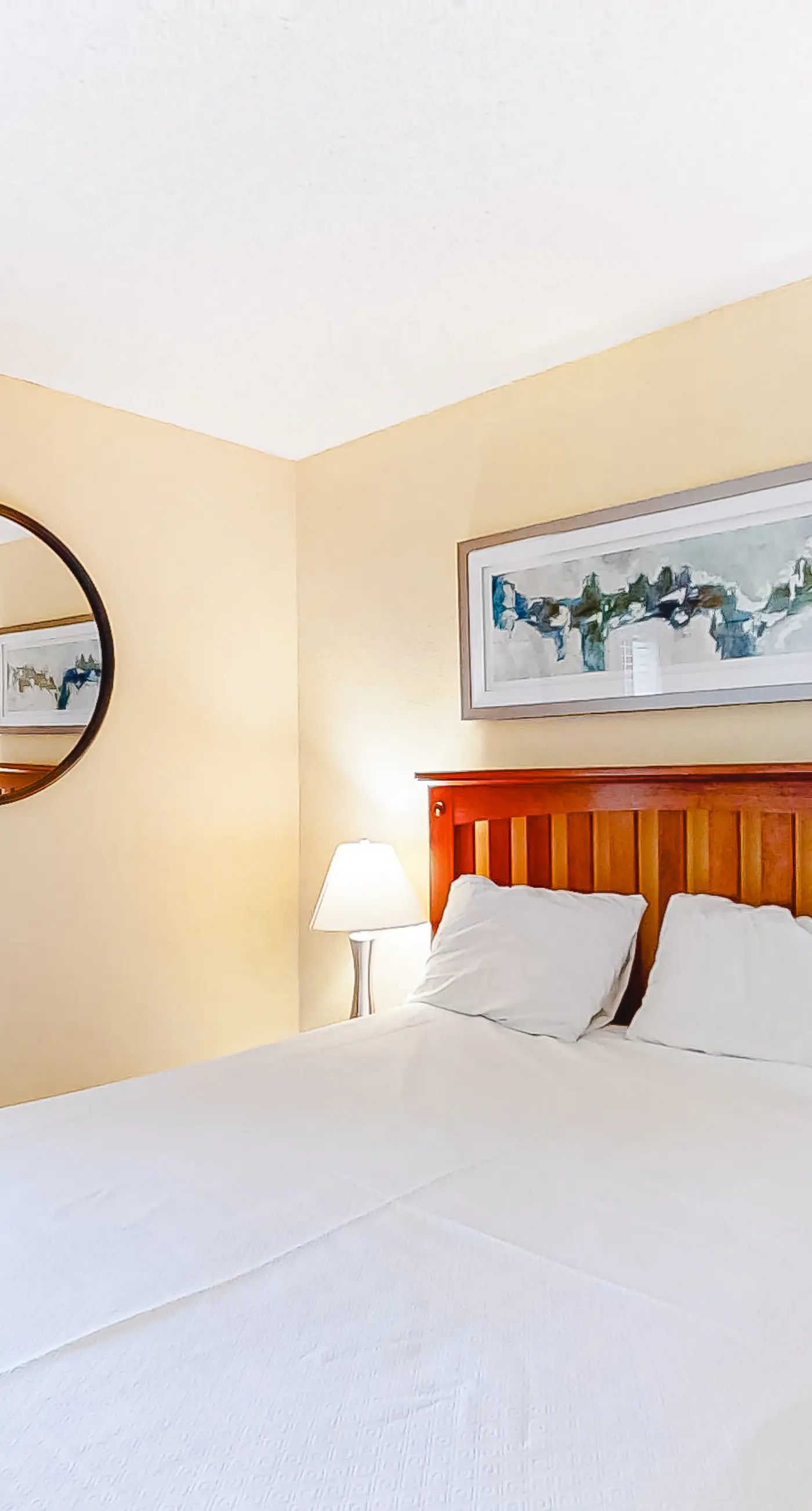 Corner Condo w Amazing Gulf-Front Views, Balcony & Shared Pools Hot Tubs Gym