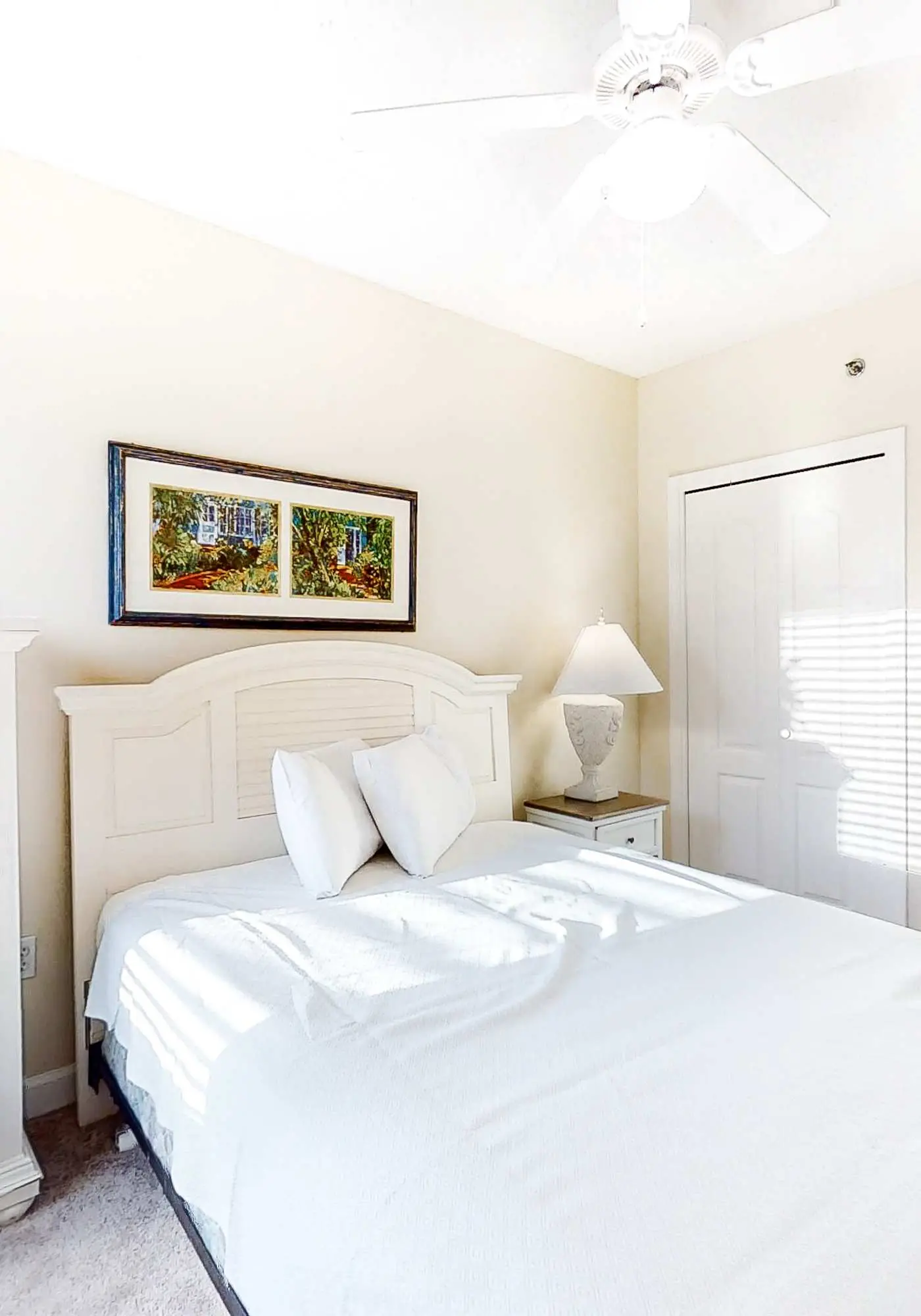 Gulf-Front Condo with Balcony, Beach Views, WiFi, AC & Shared Gulf-Facing Pool