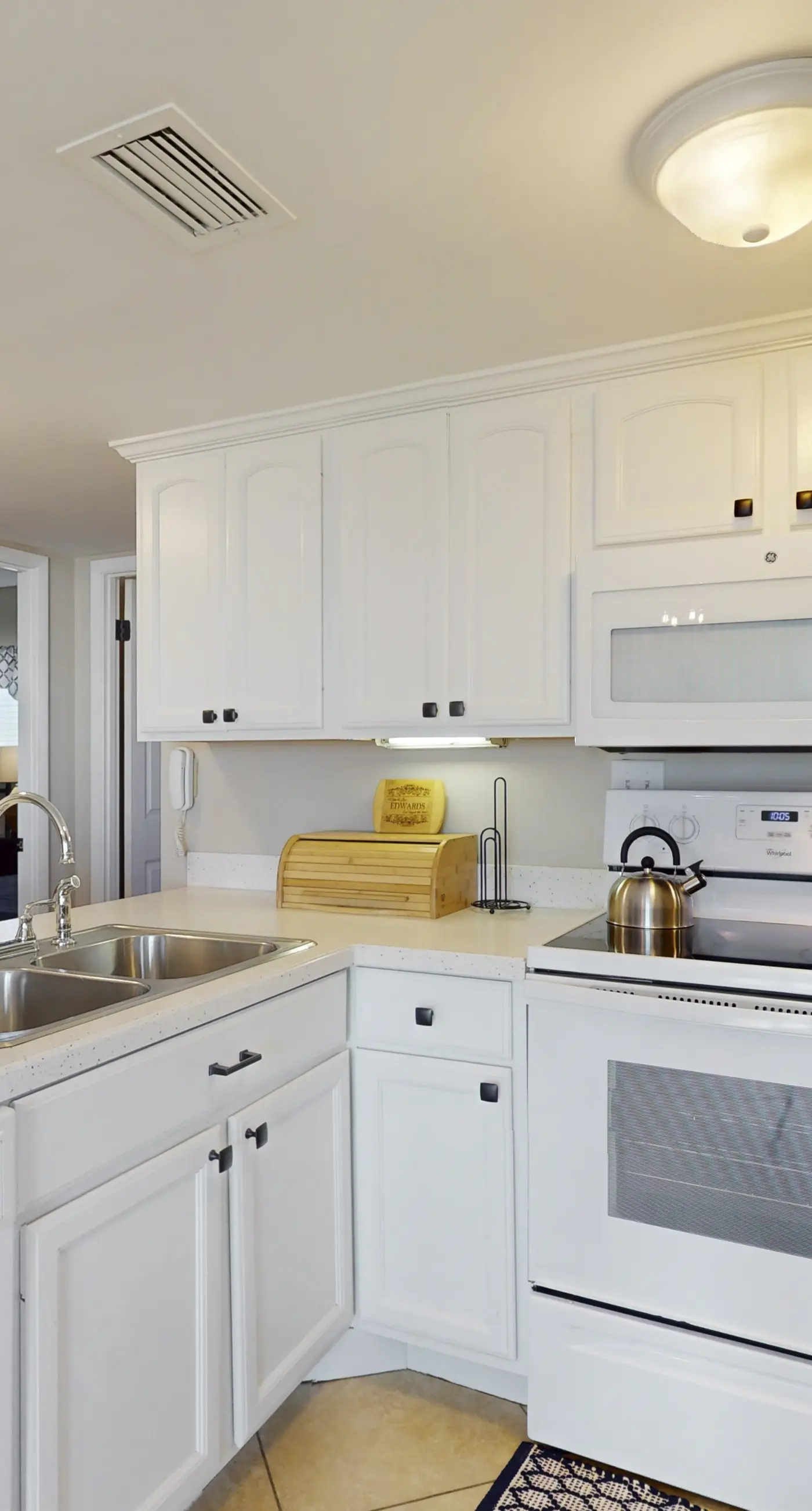 Gulfview condo wbalcony & resort amenities - shared pools, hot tubs, tennis
