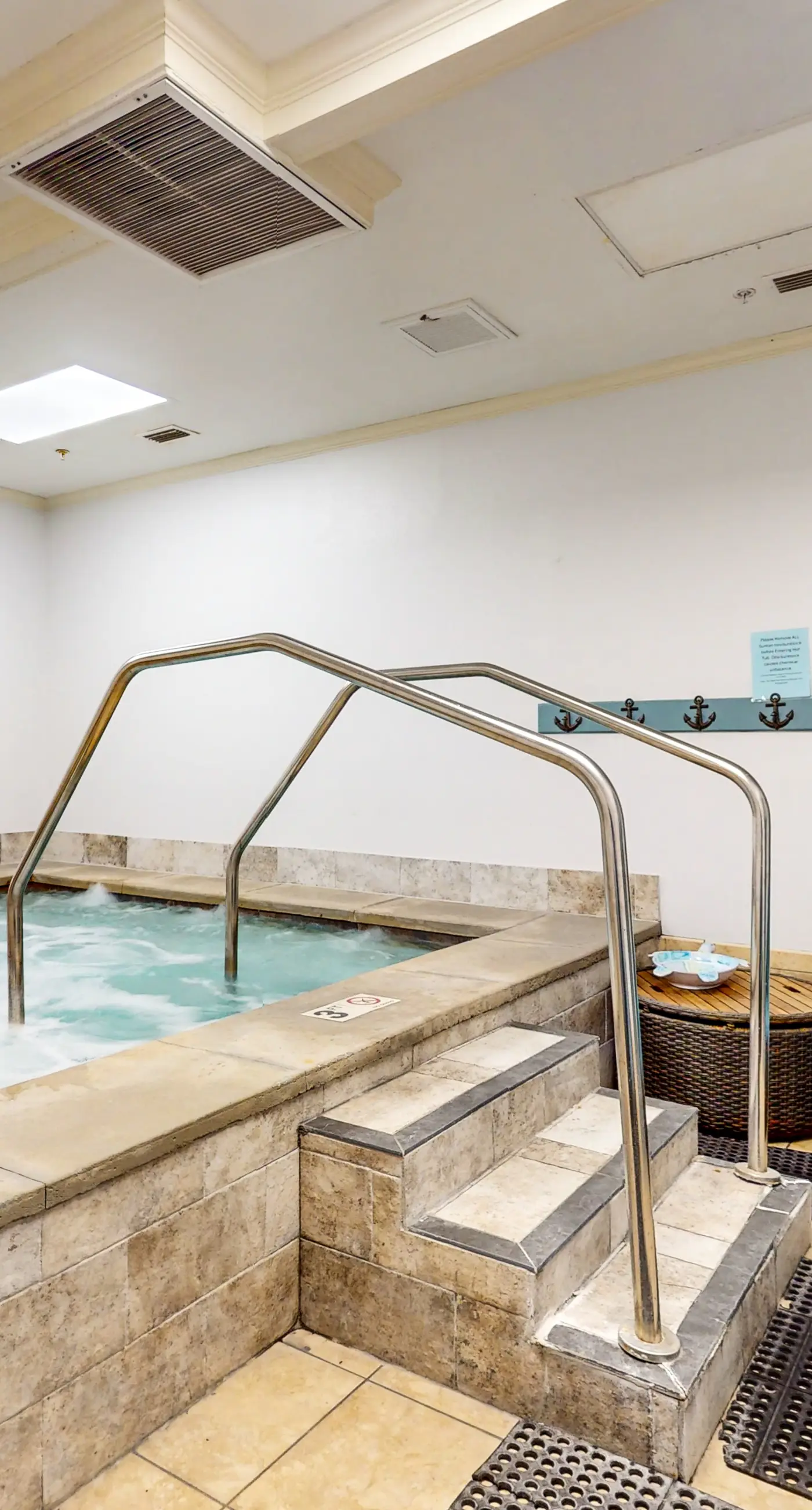 Gulfview condo wbalcony & resort amenities - shared pools, hot tubs, tennis