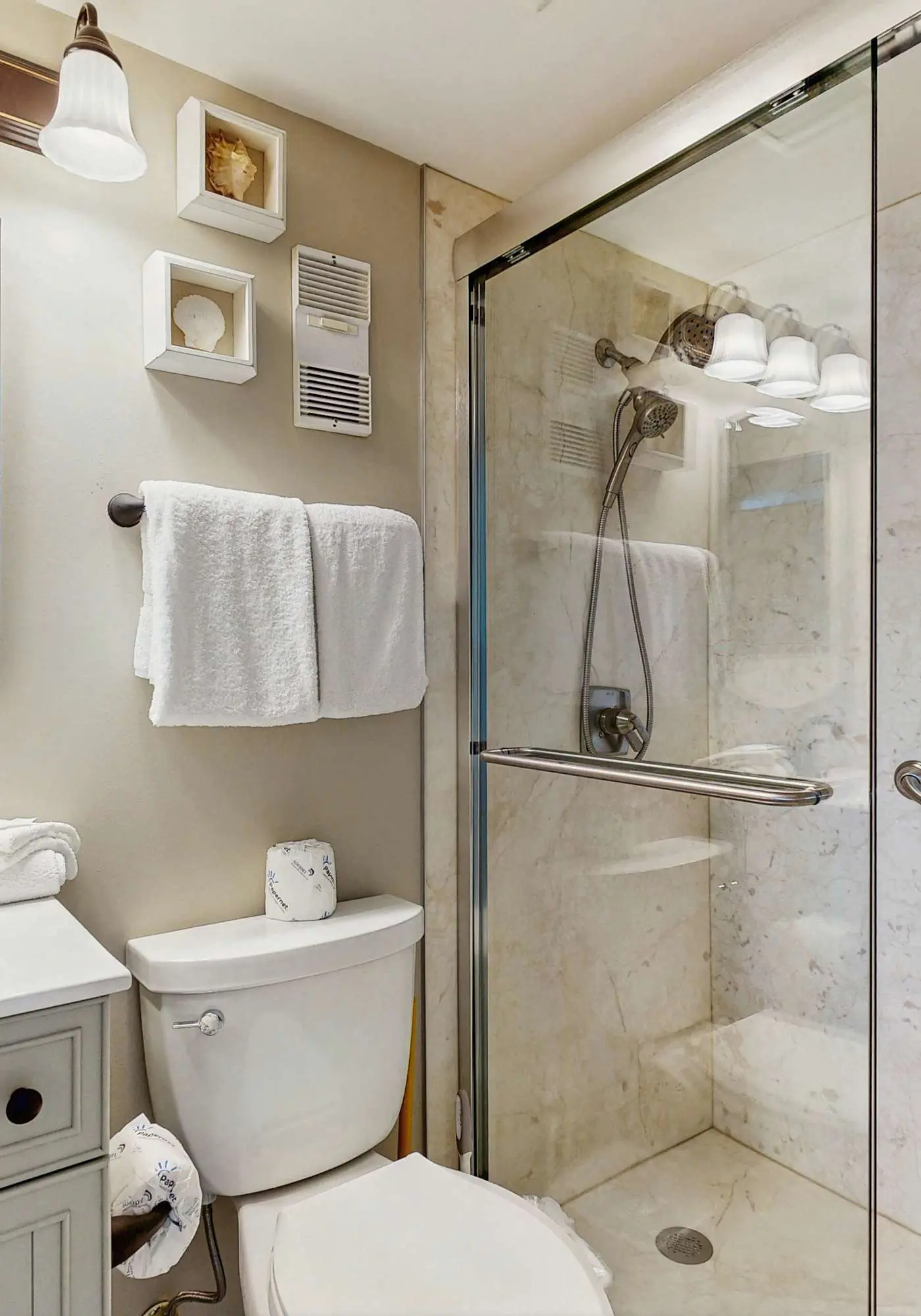 Gulfview condo wbalcony & resort amenities - shared pools, hot tubs, tennis