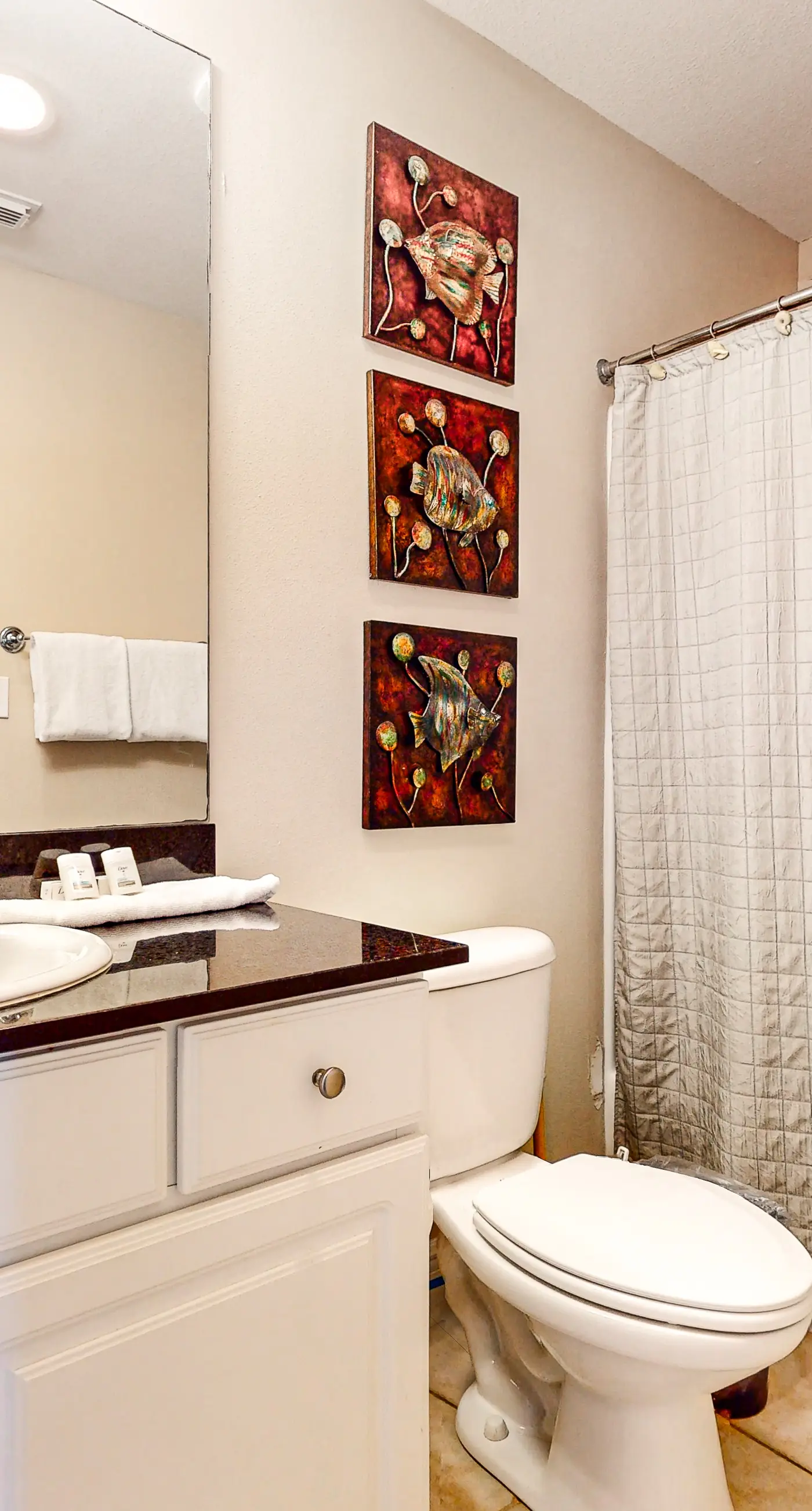 Gulf-front condo with pool, sauna, washer,dryer, & central AC