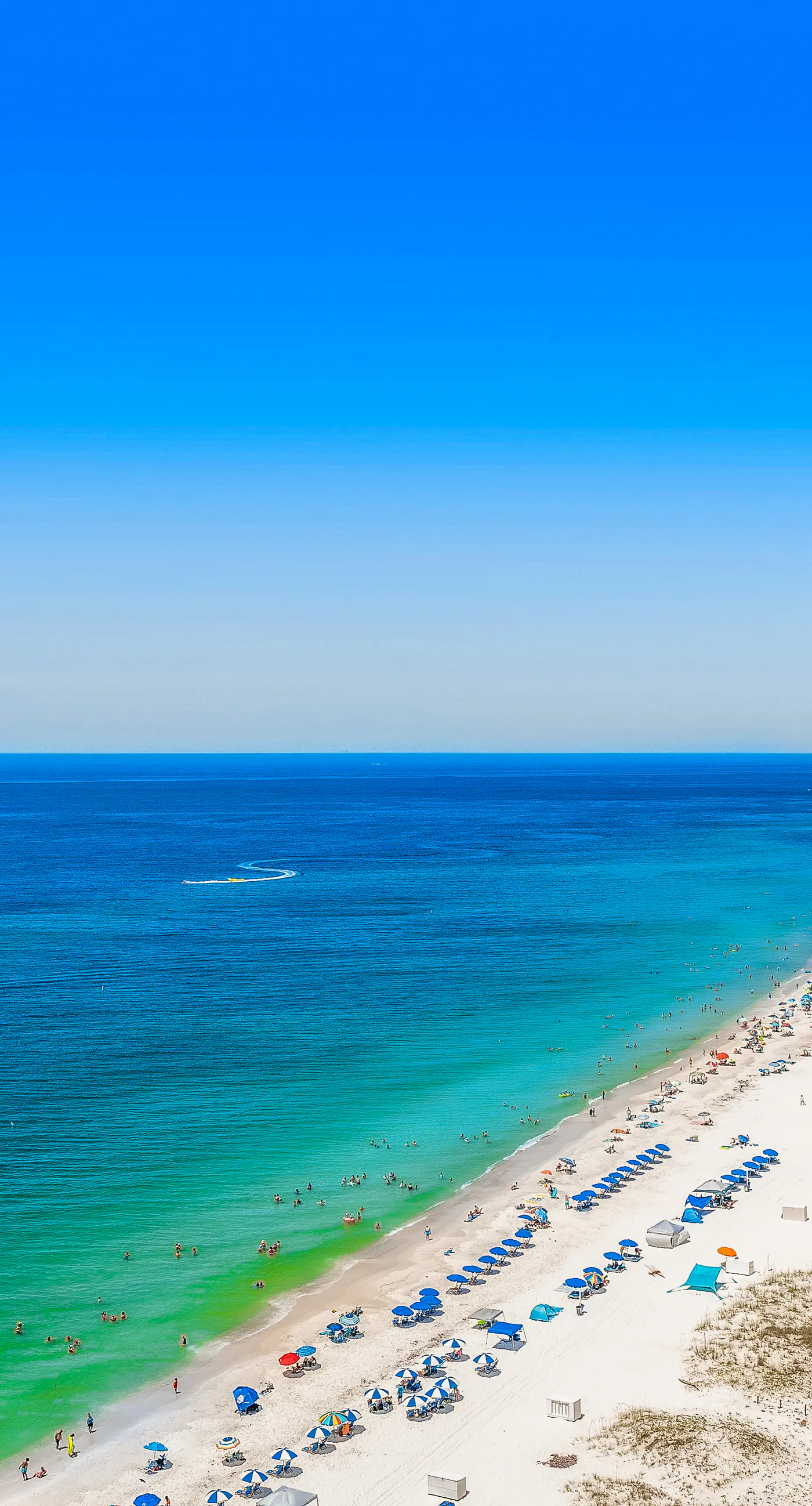 Gulf-front condo with pool, sauna, washer,dryer, & central AC