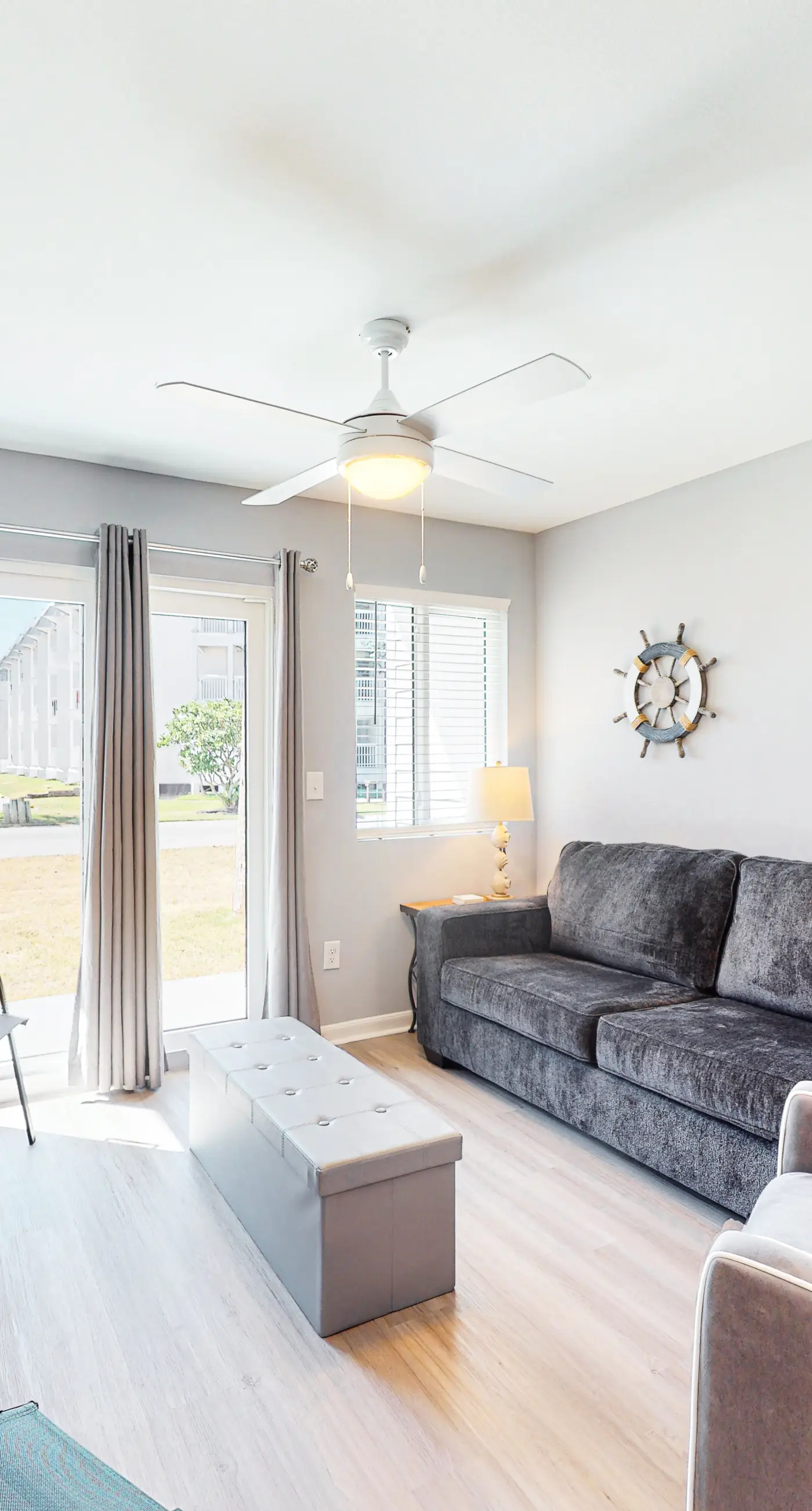 Plantation East retreat with pools, hot tub, & fitness center