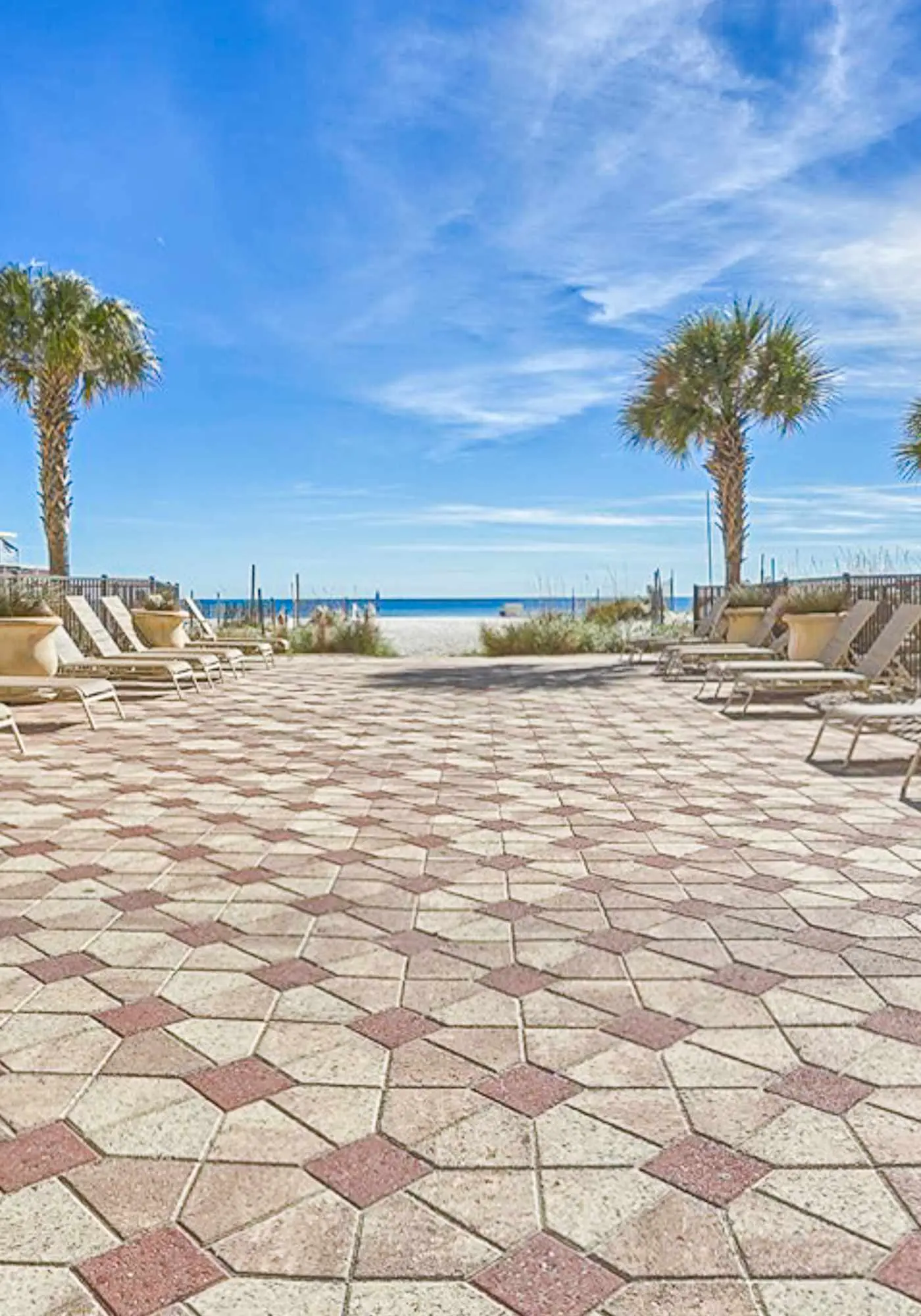 Waterfront home with a private deck, gas grill, WiFi, & central AC