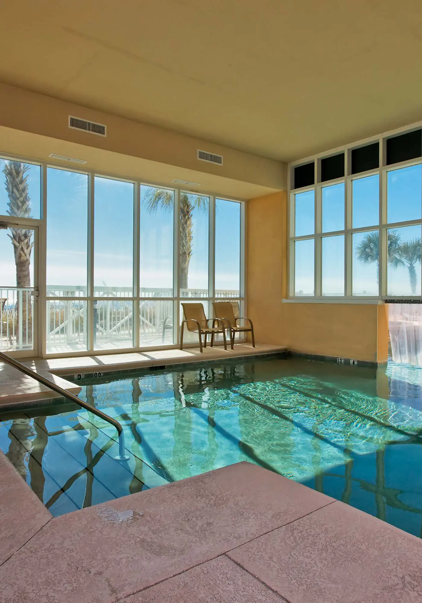 Waterfront home with a private deck, gas grill, WiFi, & central AC