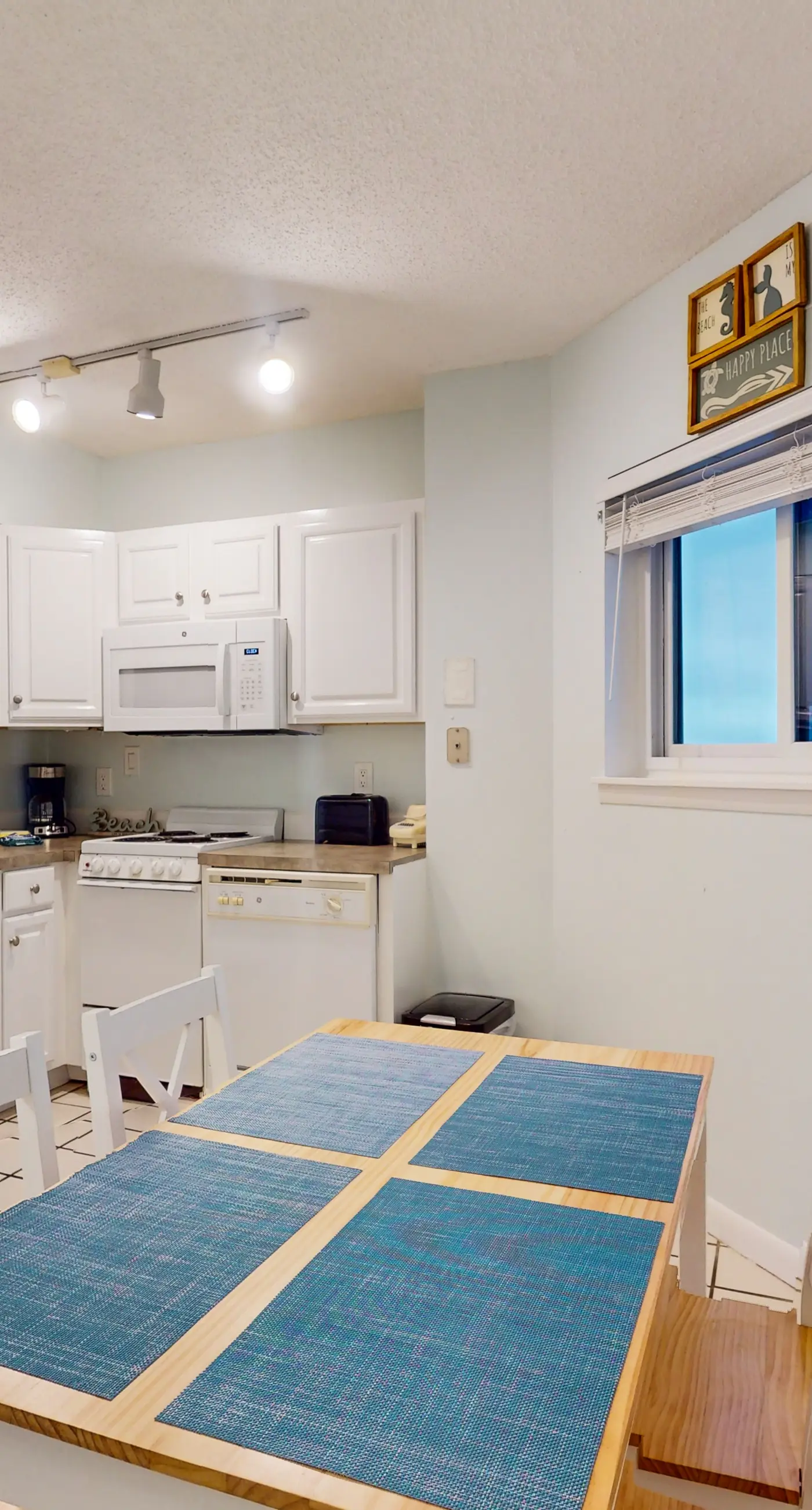 Waterfront retreat with Gulf views, pools