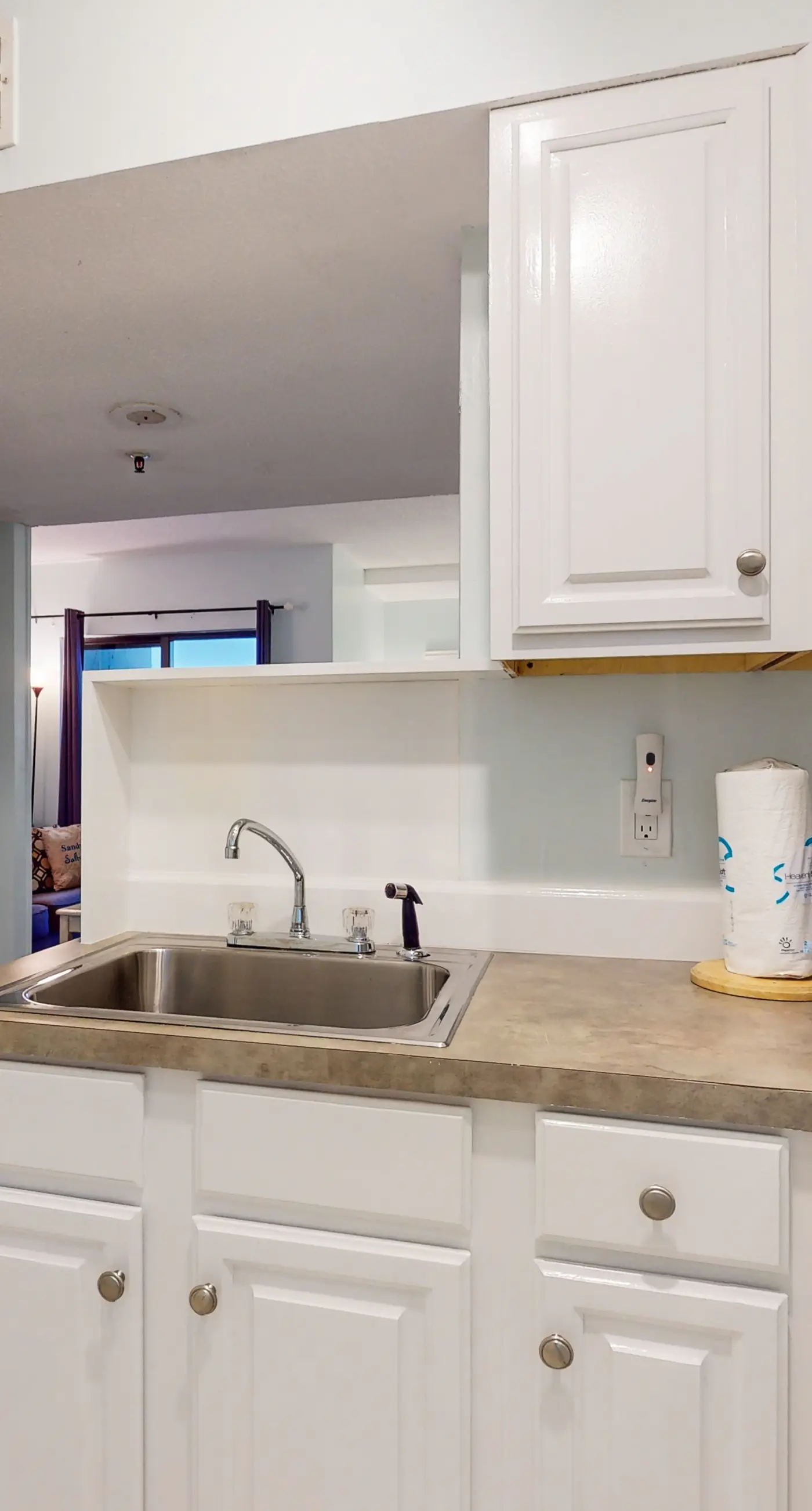 Waterfront retreat with Gulf views, pools