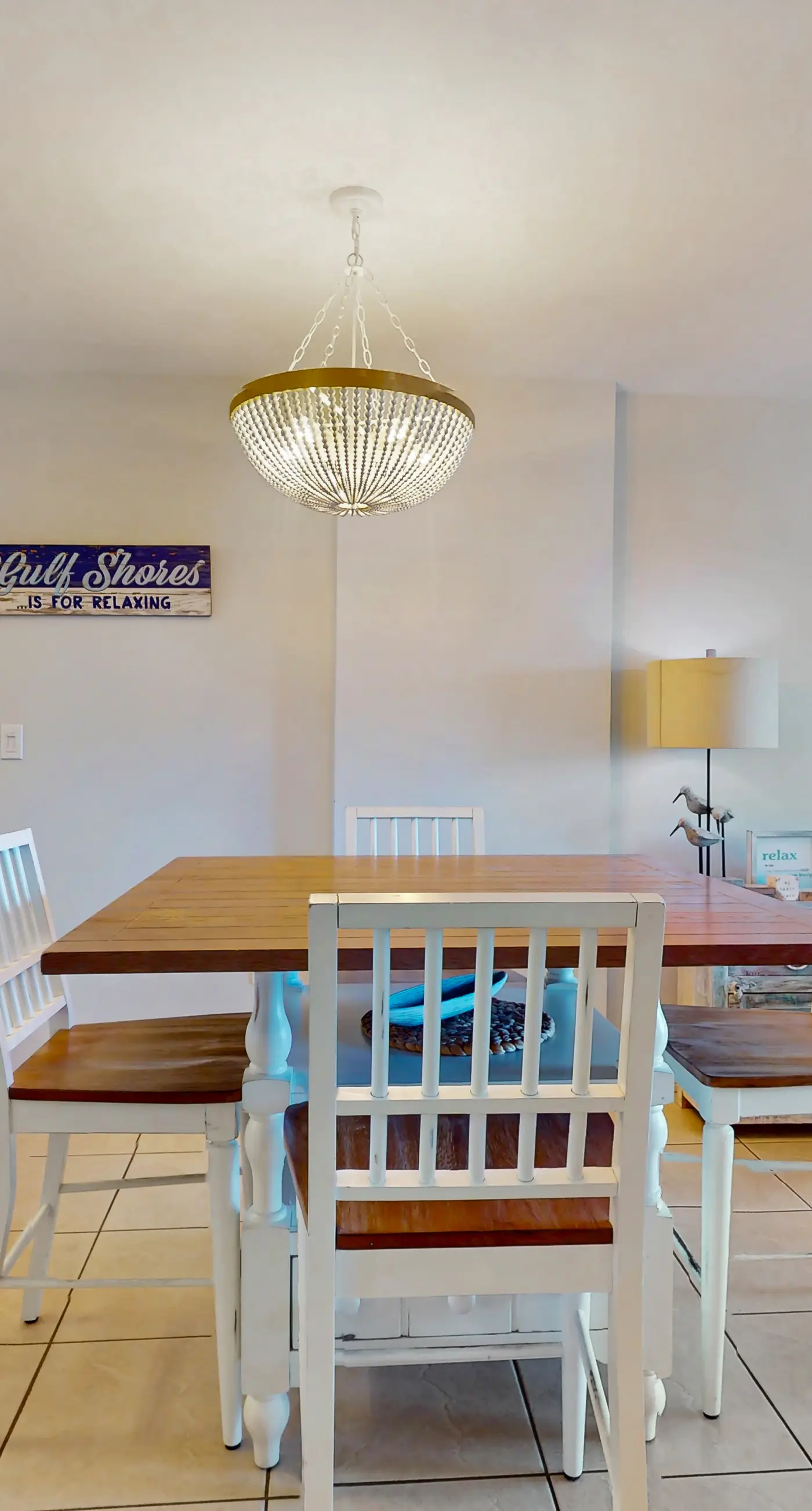 Gulf-view condo in beachfront building with pools, hot tub & tennis