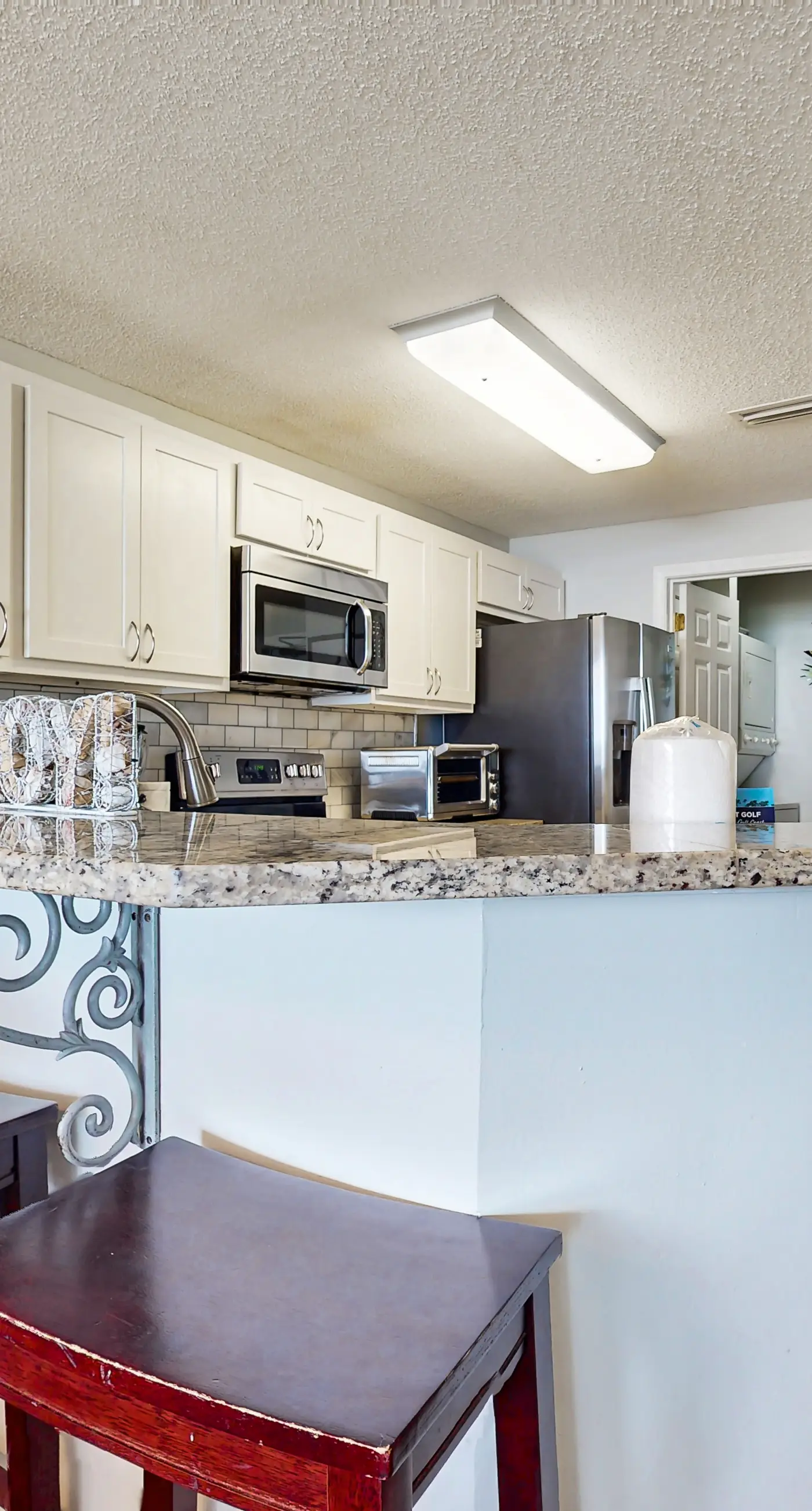 Gulf View Condo w Balcony & Resort Pool Tennis Sauna Gym