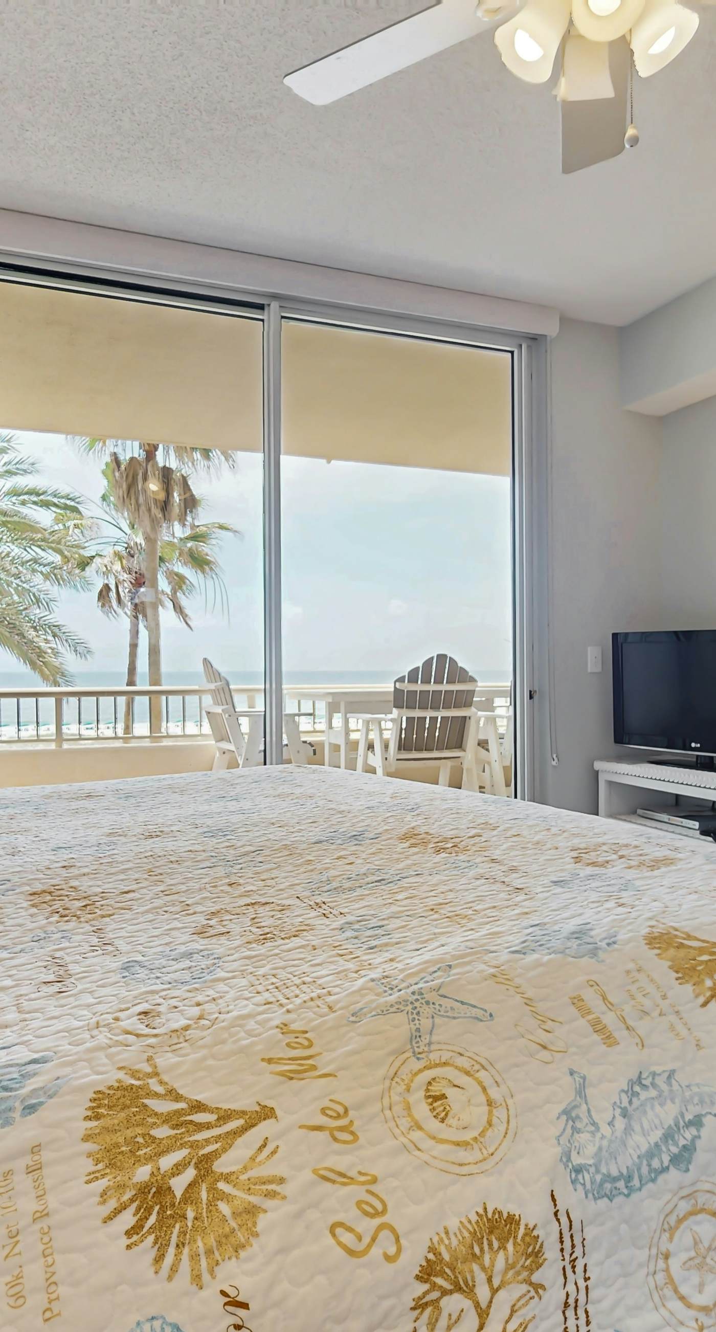 Gulf View Condo w Balcony & Resort Pool Tennis Sauna Gym