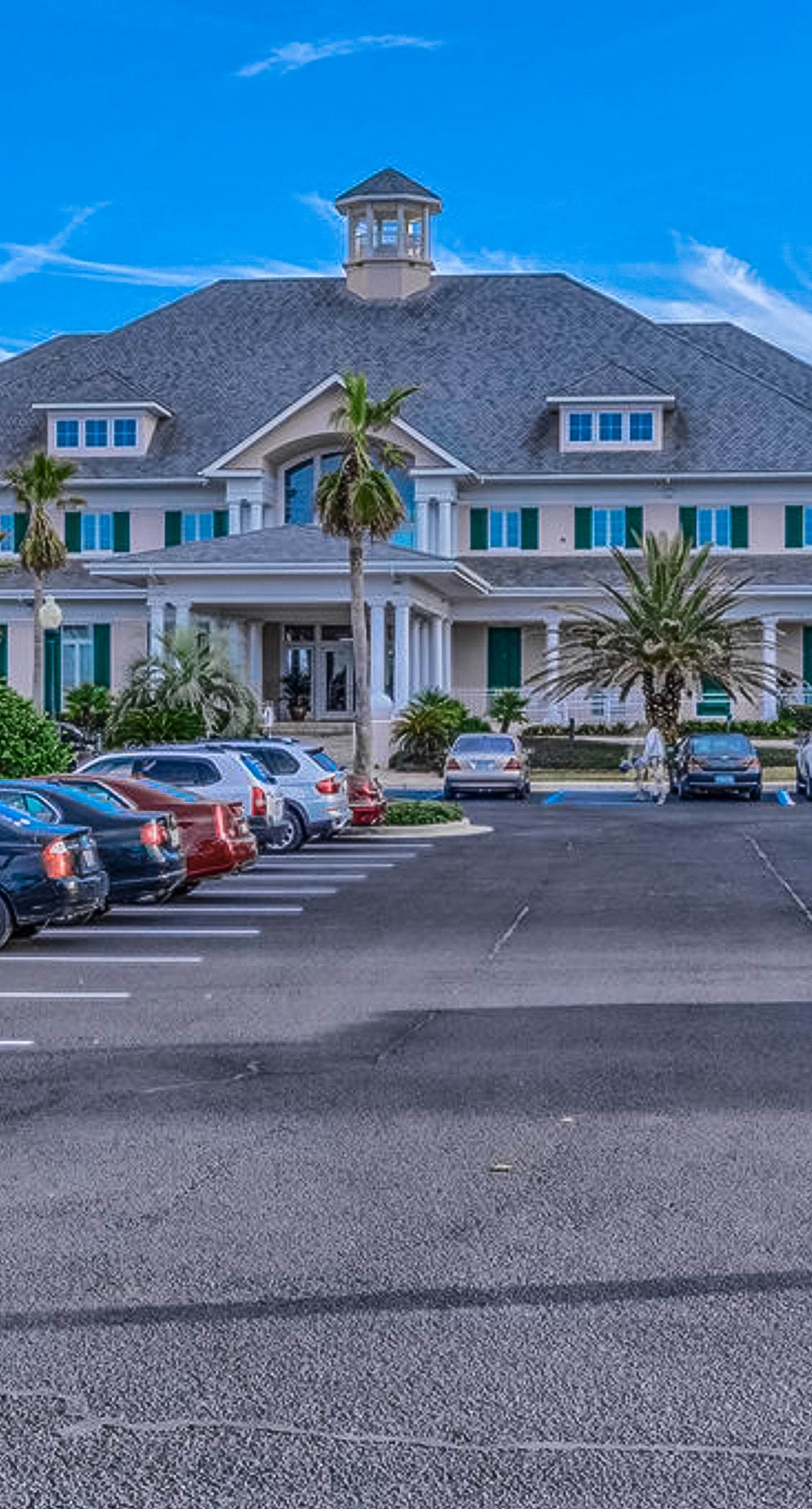 Gulf View Condo w Balcony & Resort Pool Tennis Sauna Gym