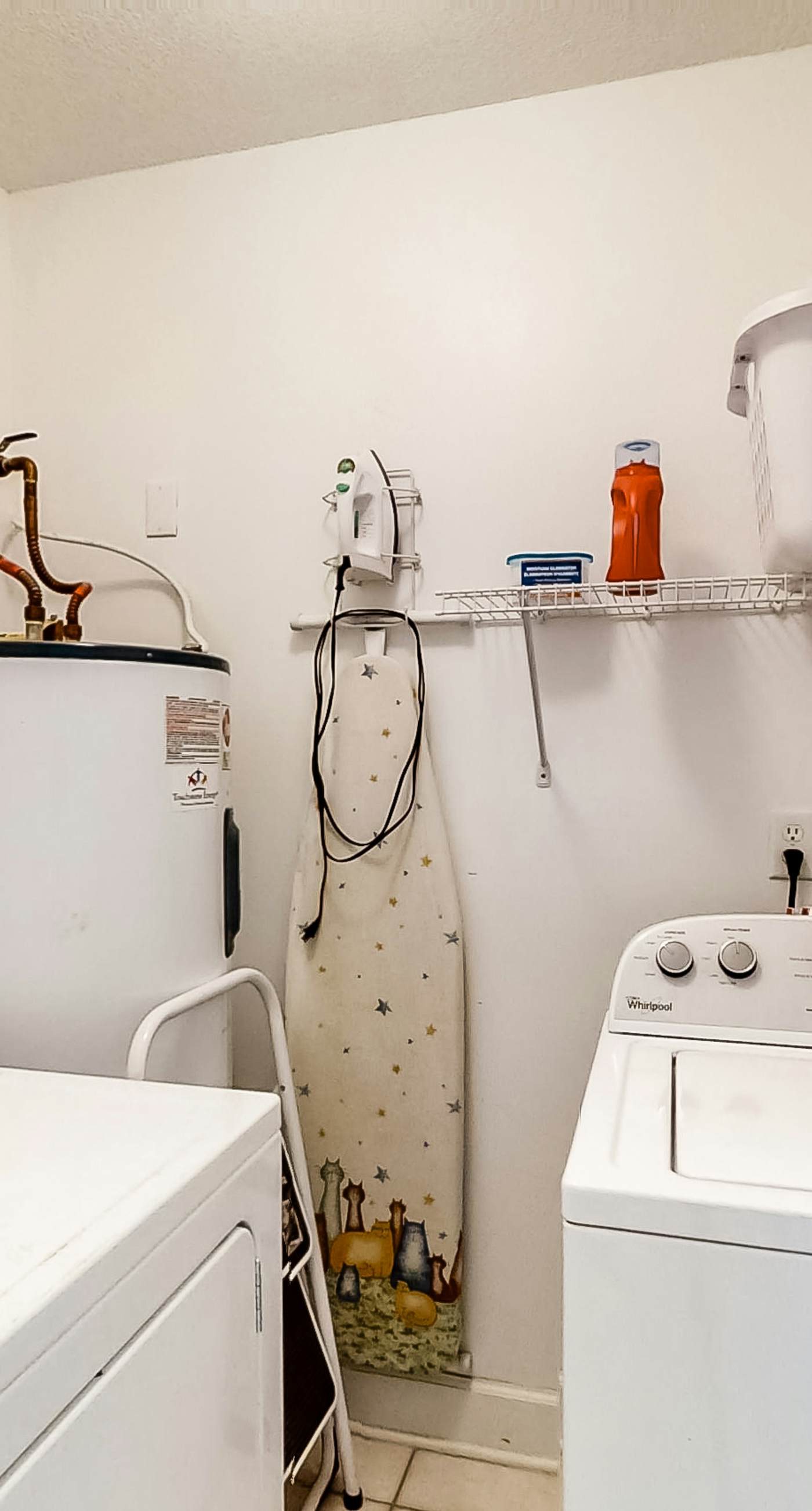 14th-floor family-friendly Gulf-front condo with balcony, hot tub, pool, & AC