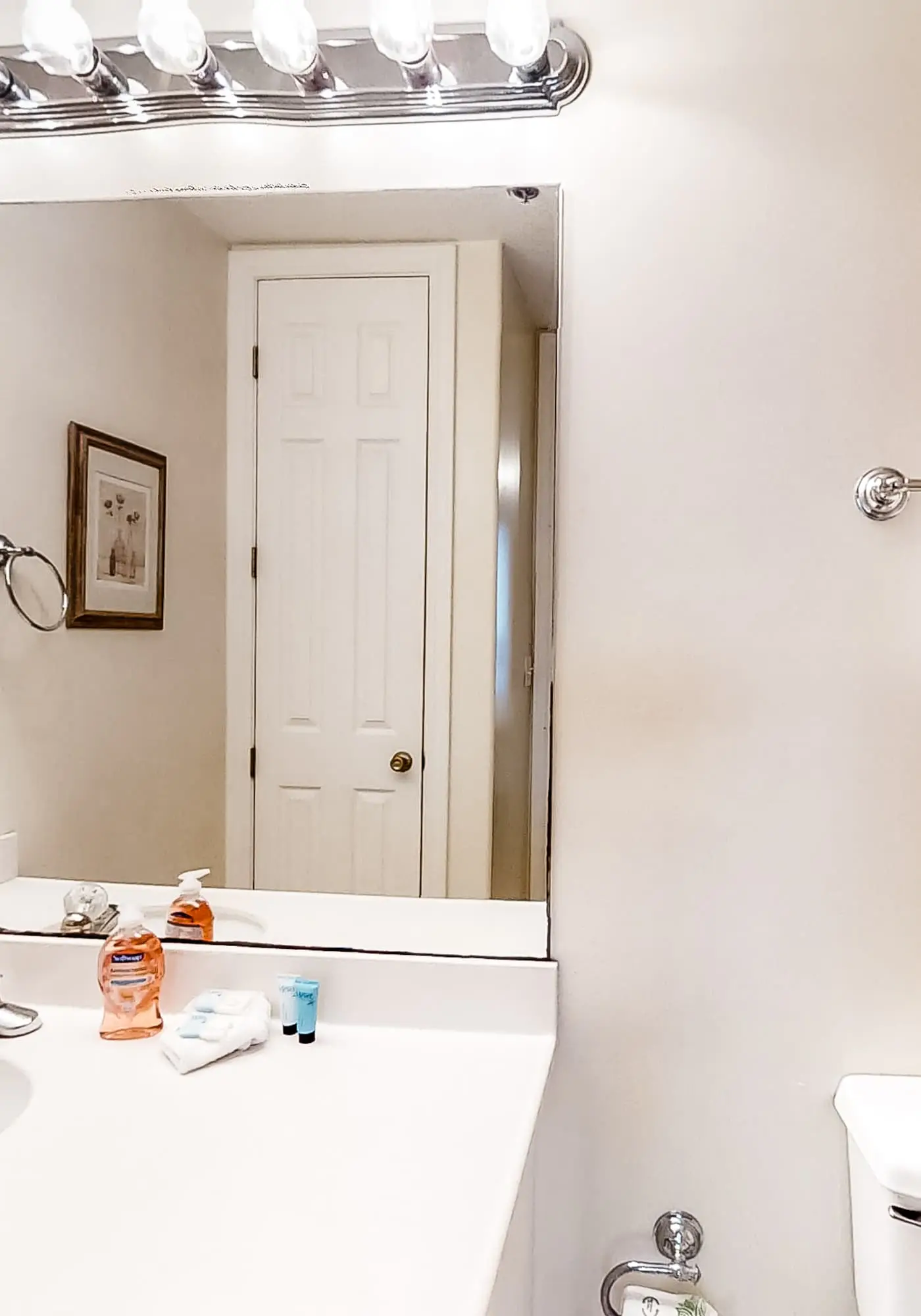 14th-floor family-friendly Gulf-front condo with balcony, hot tub, pool, & AC
