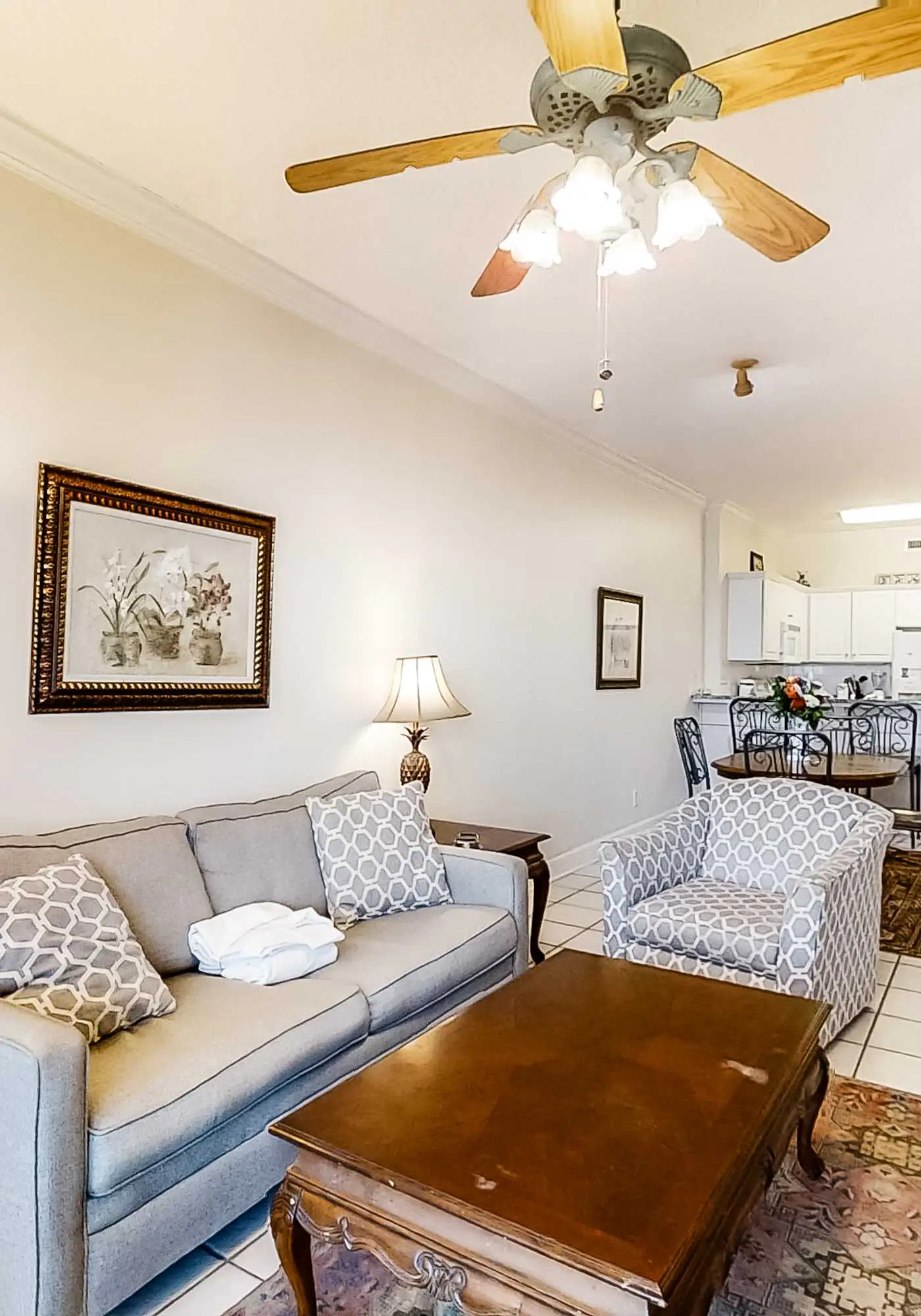 14th-floor family-friendly Gulf-front condo with balcony, hot tub, pool, & AC