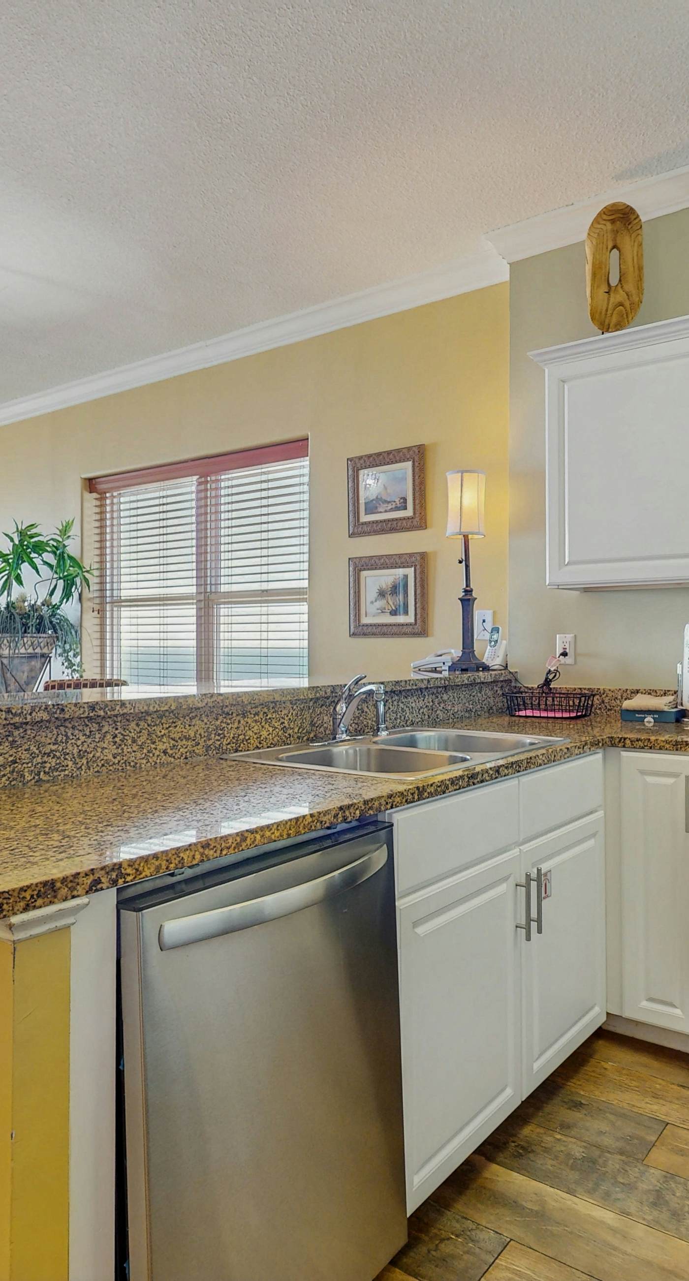 Family-friendly Gulf-front condo with private balcony, hot tub, pool, & gym