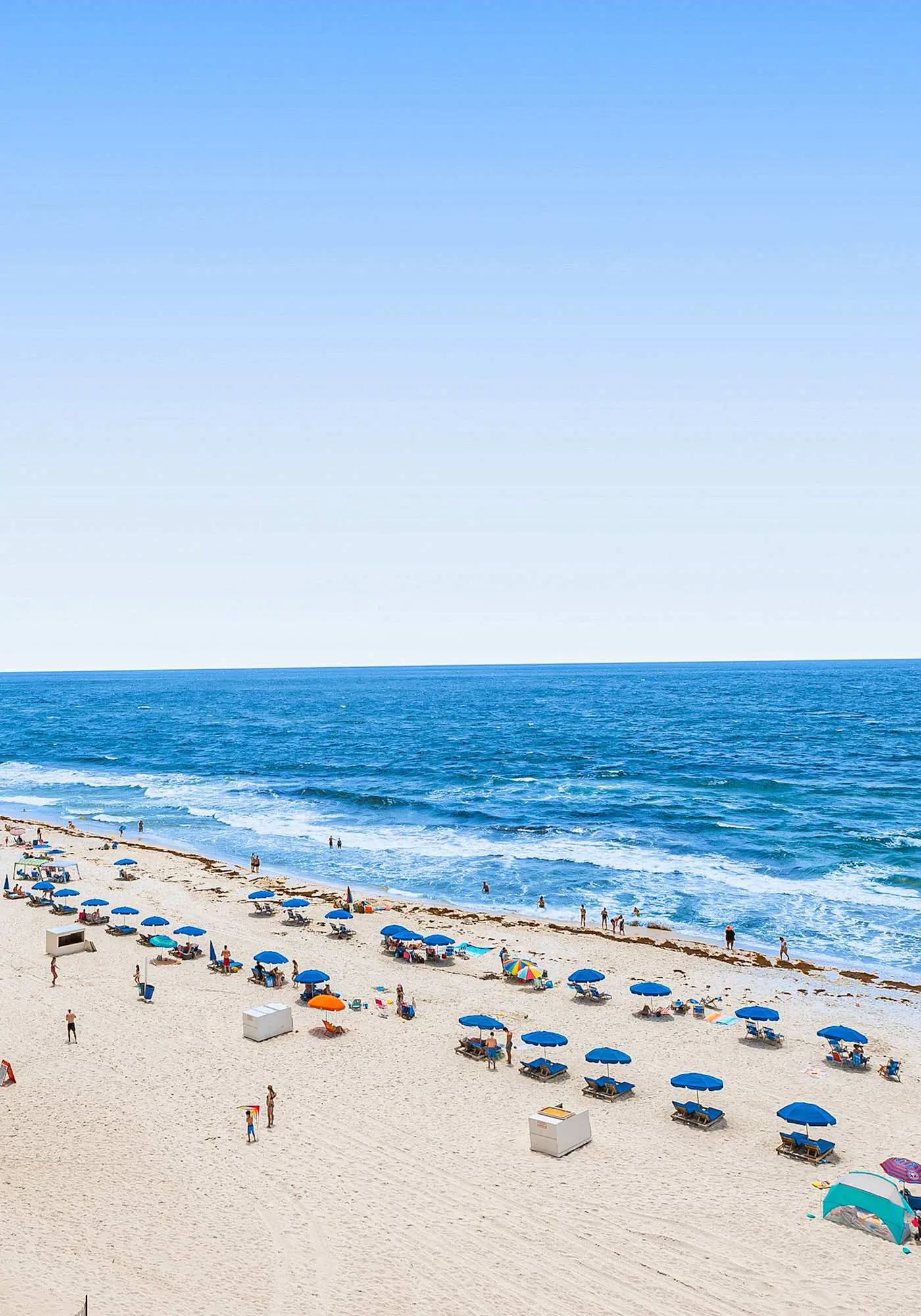 Gulf-Front, 12th-Floor Condo w Great View, Balcony, AC & Shared Pools Hot Tubs