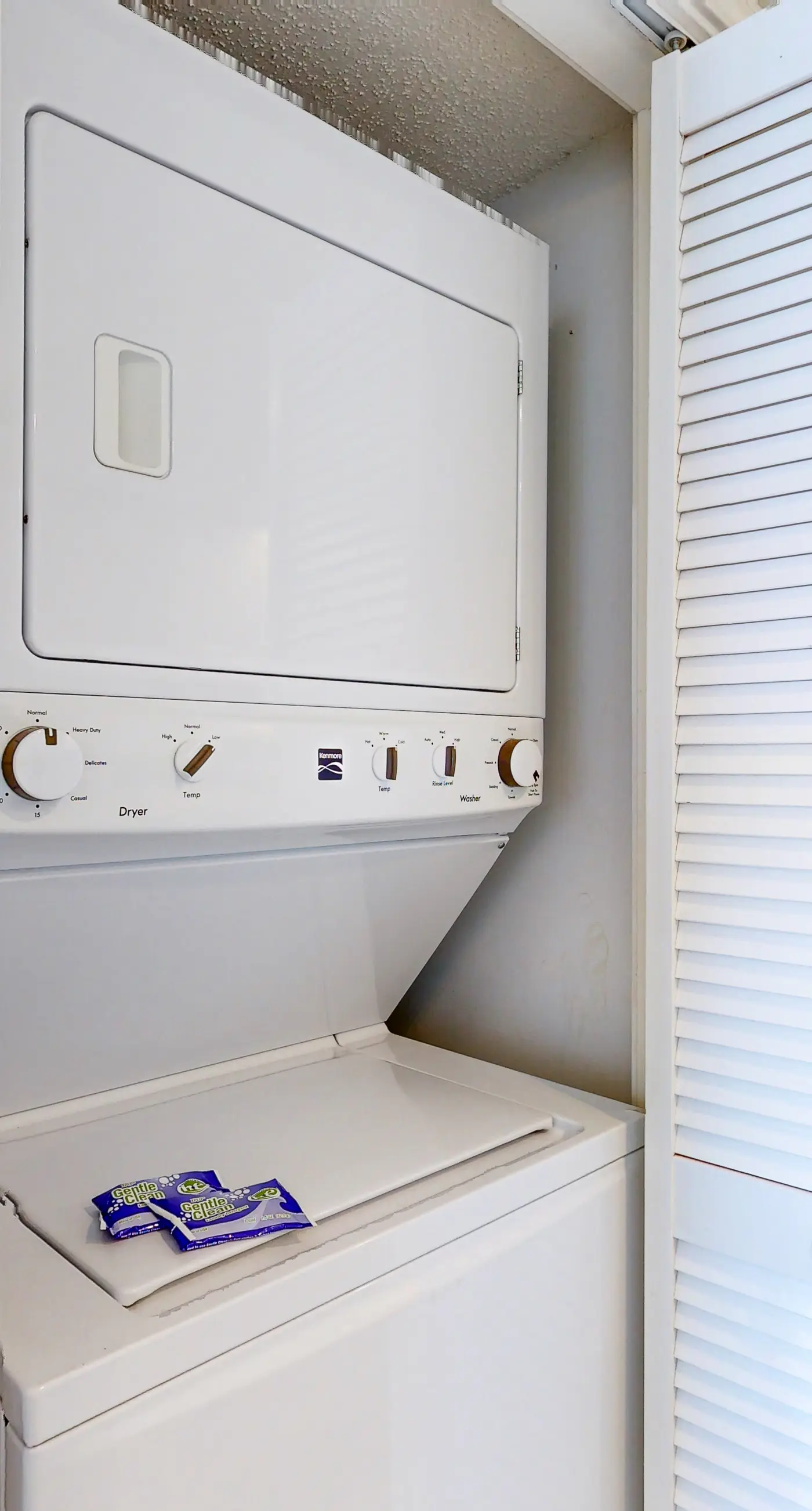 Gulf-front condo with beach views, balcony, central AC & pool