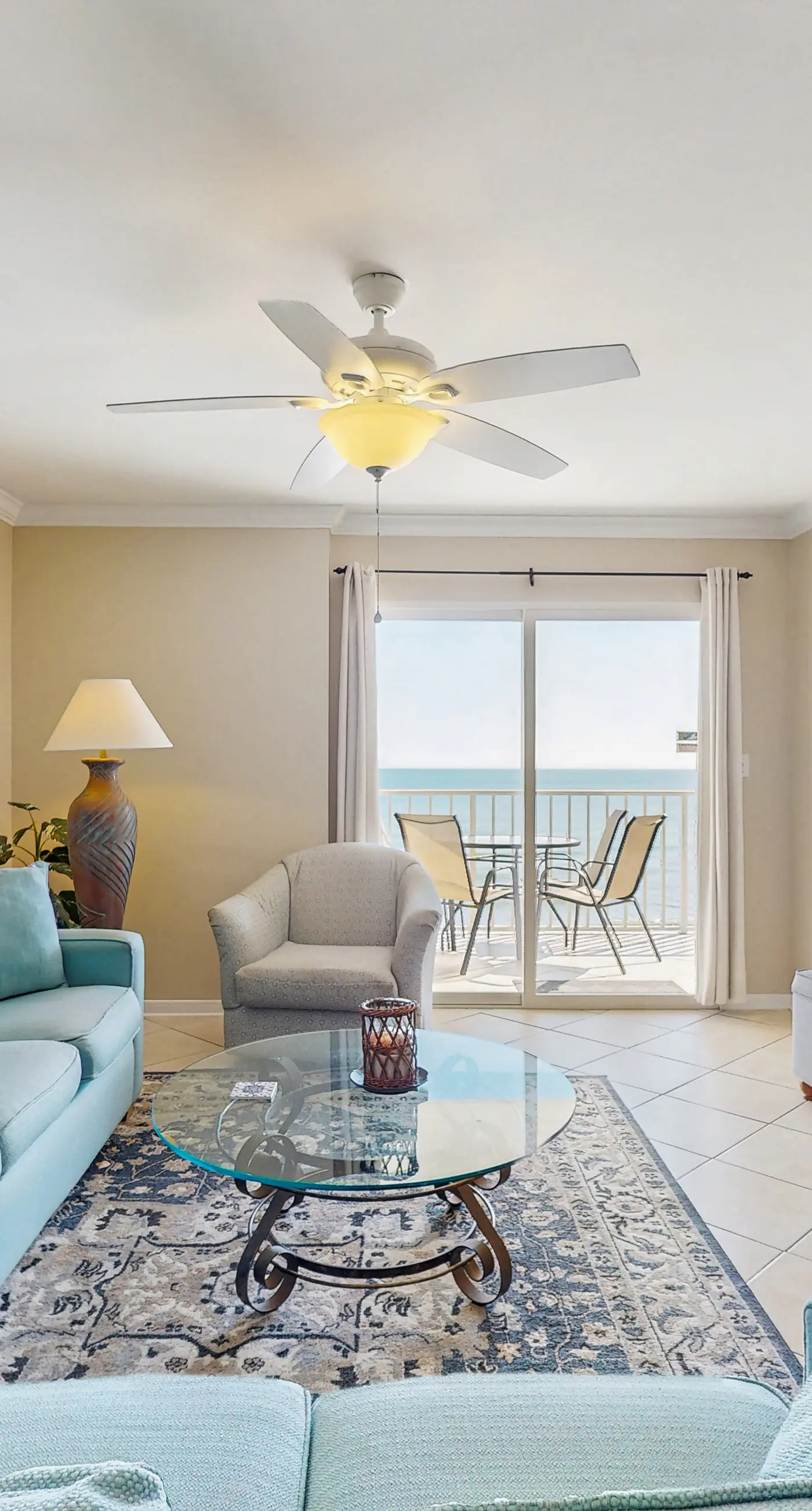Elegant, Gulf-front condo with amazing view, pool, covered balcony, W/D & AC