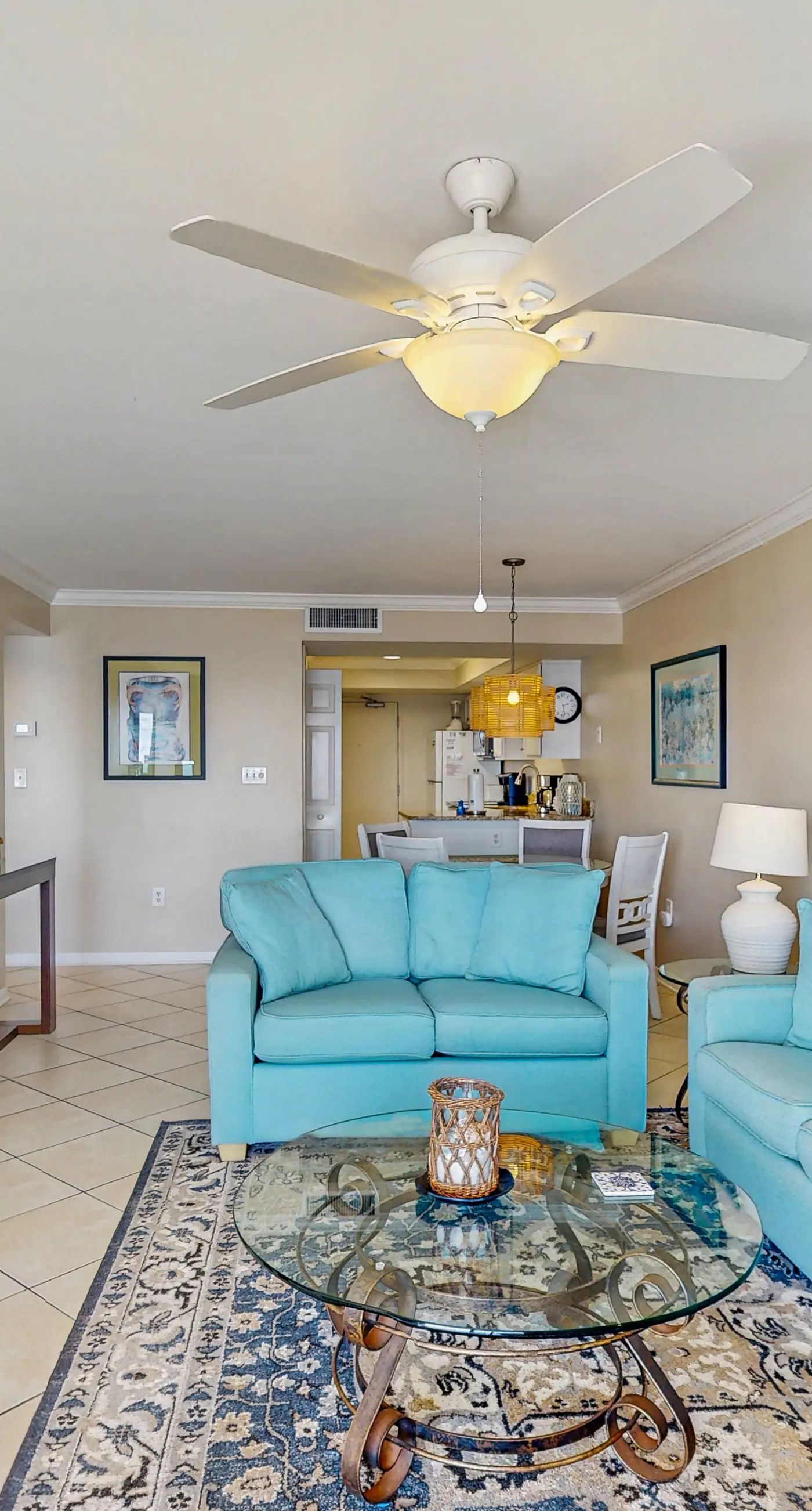 Elegant, Gulf-front condo with amazing view, pool, covered balcony, W/D & AC