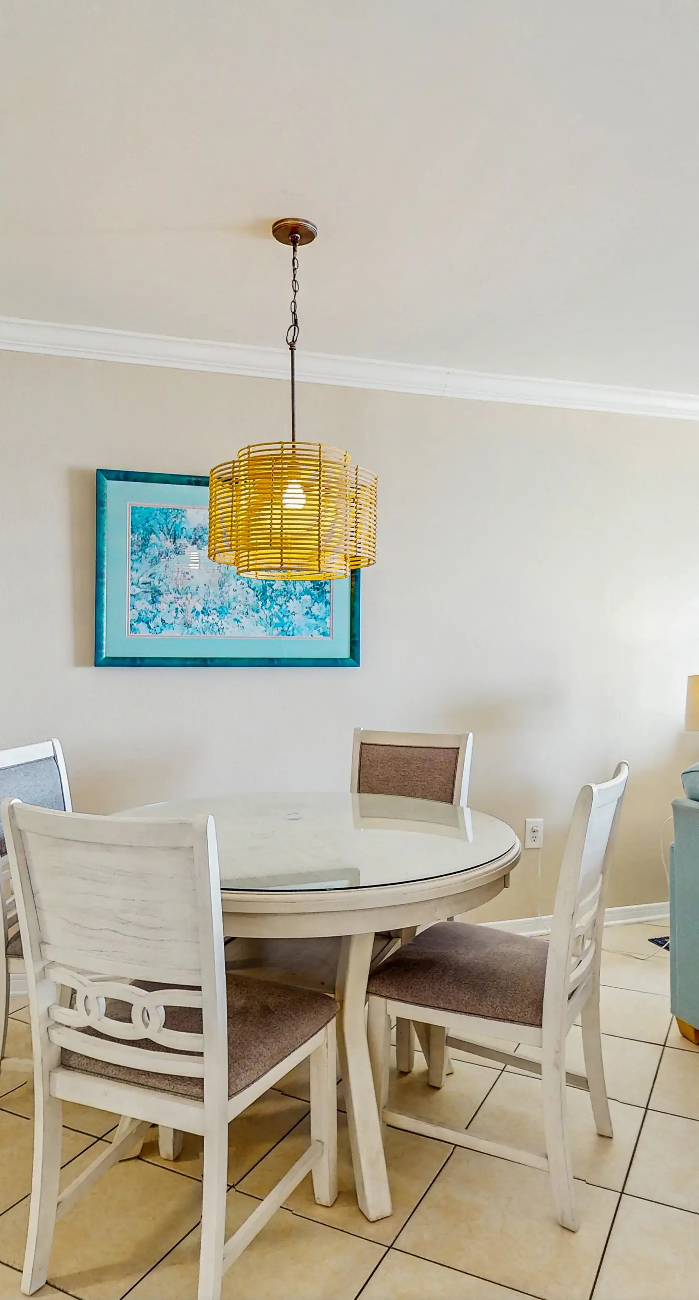 Elegant, Gulf-front condo with amazing view, pool, covered balcony, W/D & AC