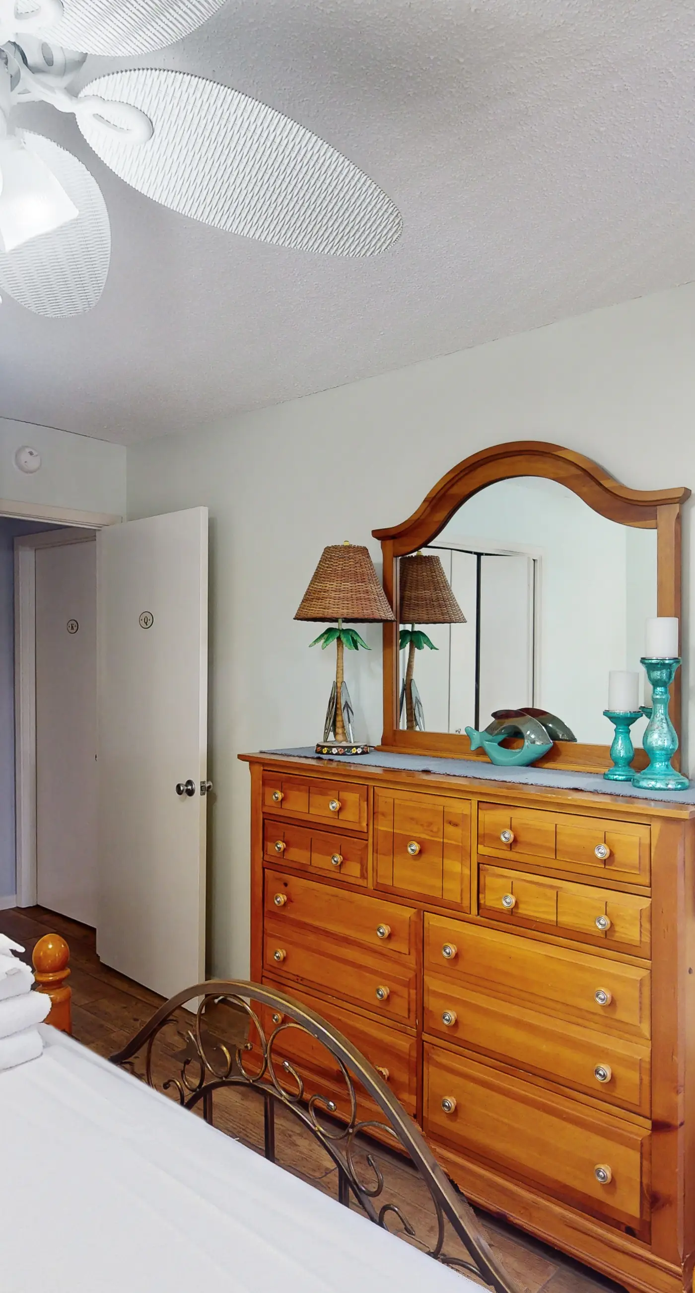 Dog-Friendly Condo with Shared Pool, Pier, and Beach Access