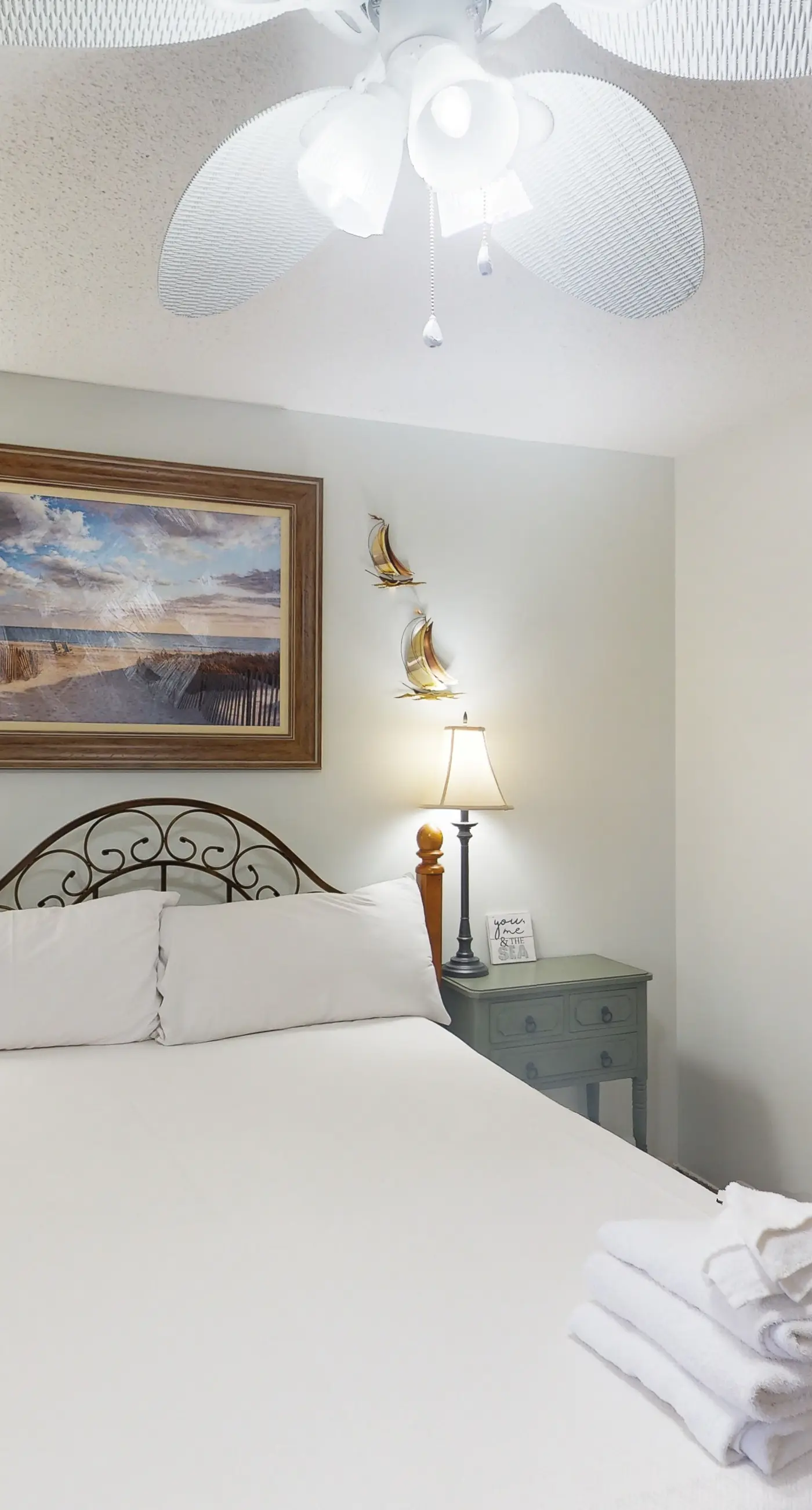 Dog-Friendly Condo with Shared Pool, Pier, and Beach Access