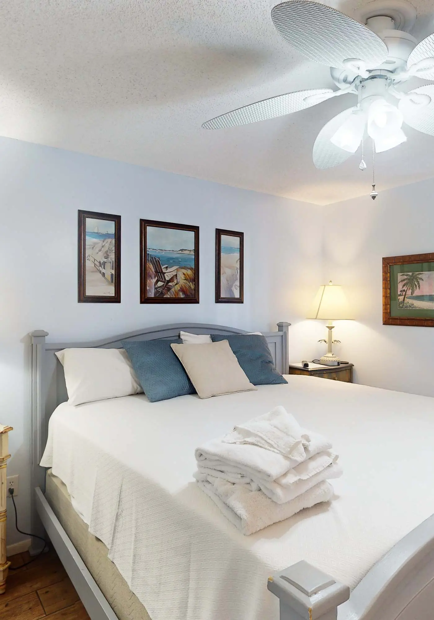 Dog-Friendly Condo with Shared Pool, Pier, and Beach Access