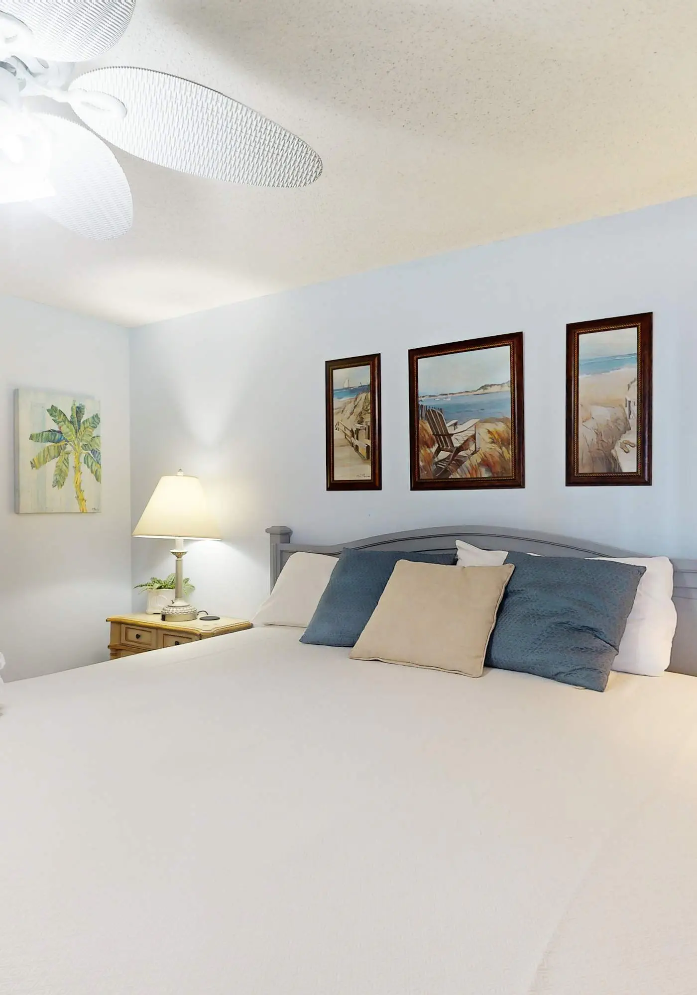 Dog-Friendly Condo with Shared Pool, Pier, and Beach Access