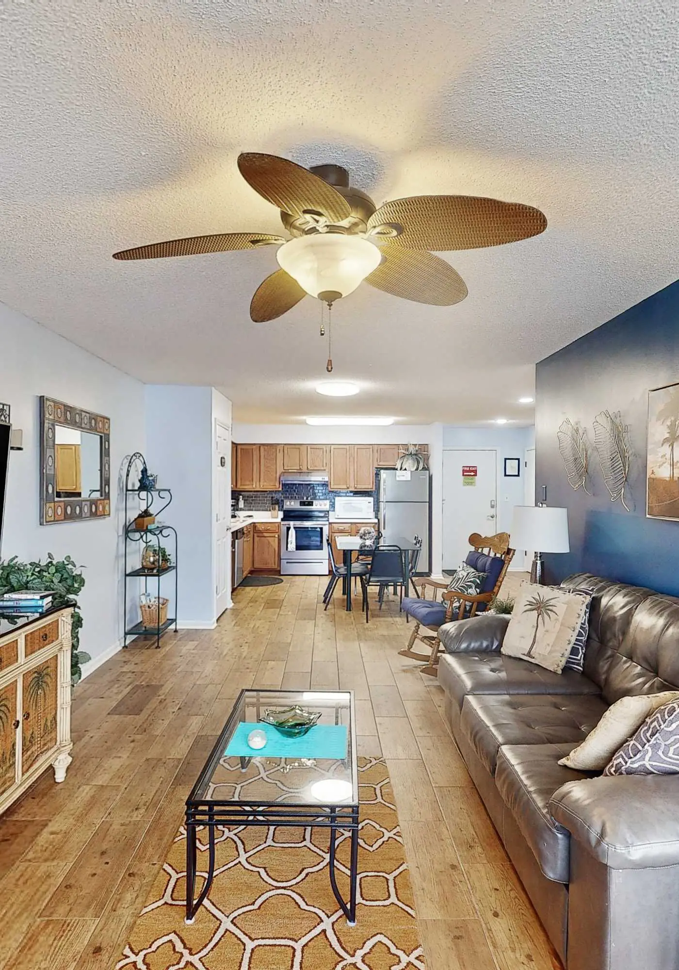 Dog-Friendly Condo with Shared Pool, Pier, and Beach Access