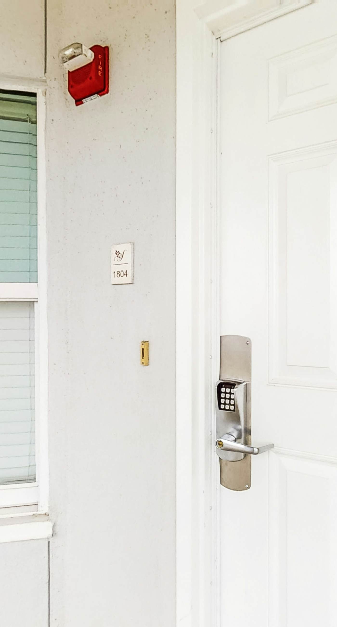 Well-Appointed Condo in Beachfront Luxury Resort with Shared Pool, Sauna, Balcony