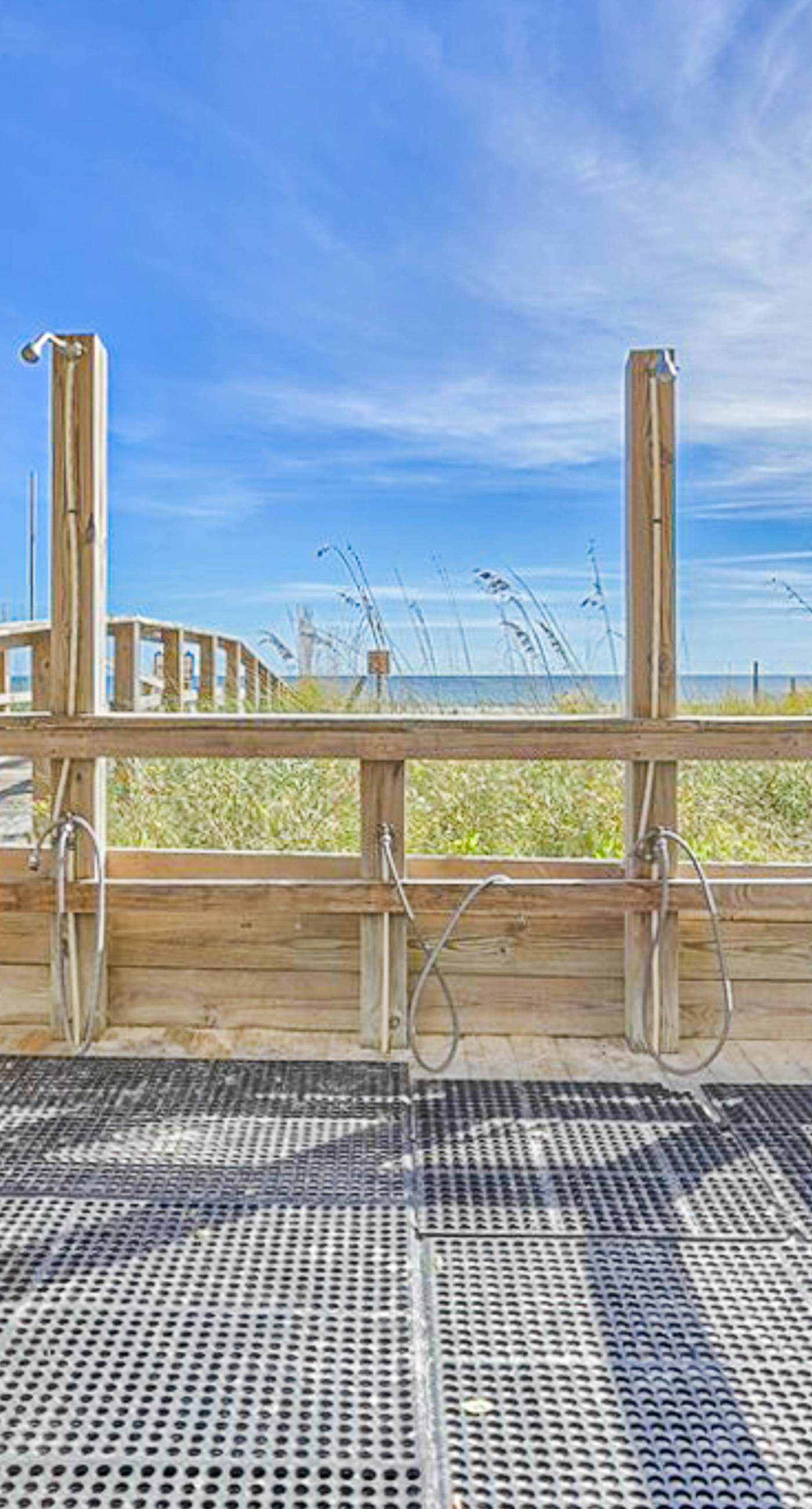 Well-Appointed Condo in Beachfront Luxury Resort with Shared Pool, Sauna, Balcony