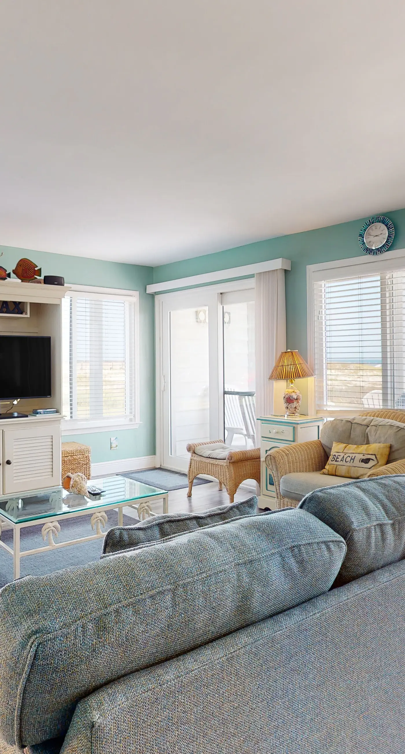 Waterfront Gulf Coast charmer with pool, hot tub & sauna