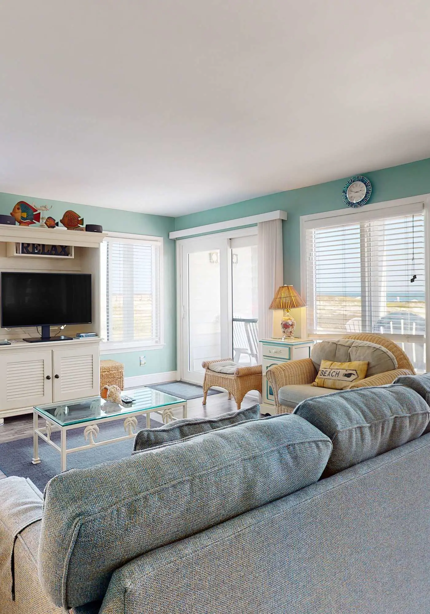 Waterfront Gulf Coast charmer with pool, hot tub & sauna