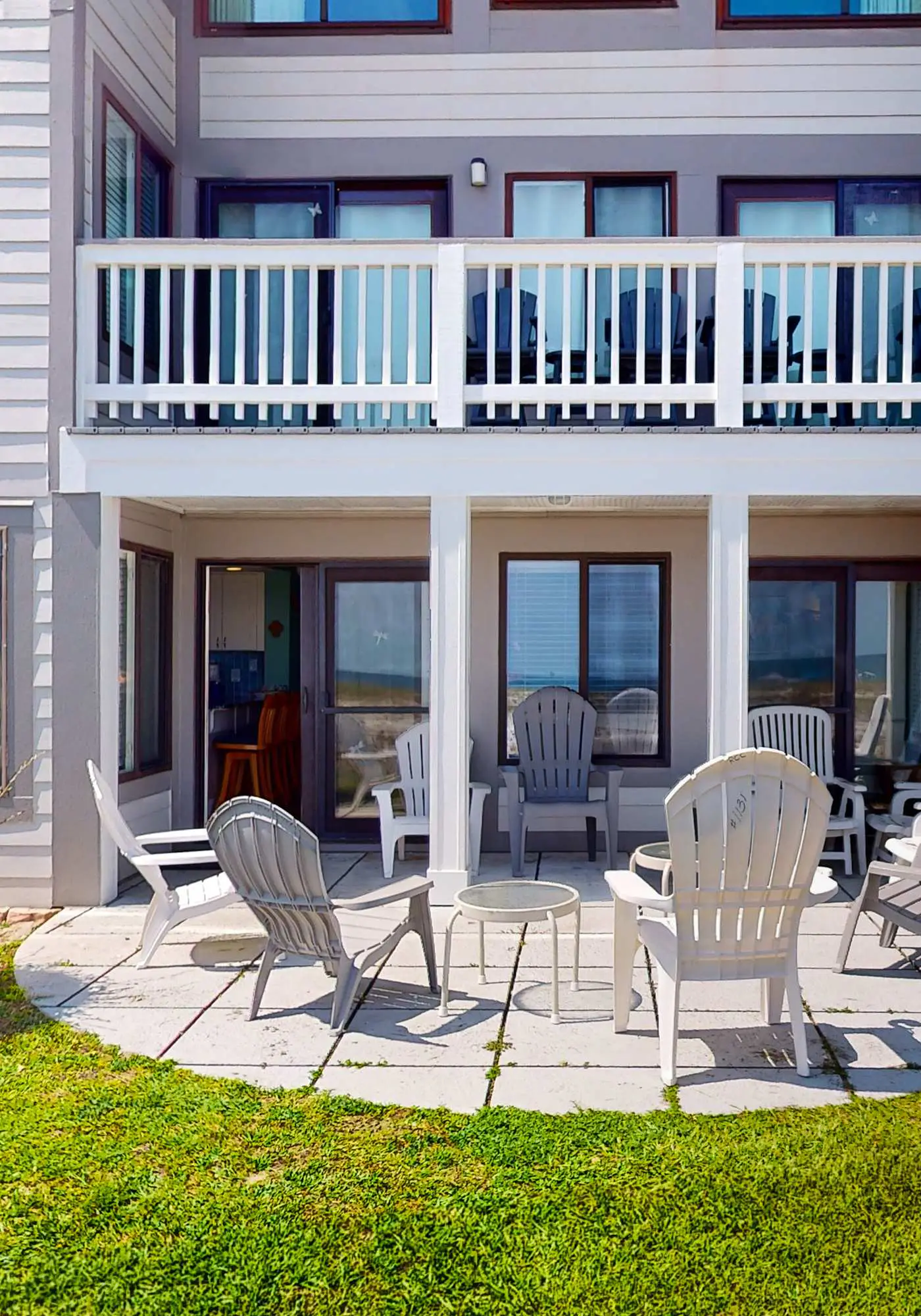 Waterfront Gulf Coast charmer with pool, hot tub & sauna