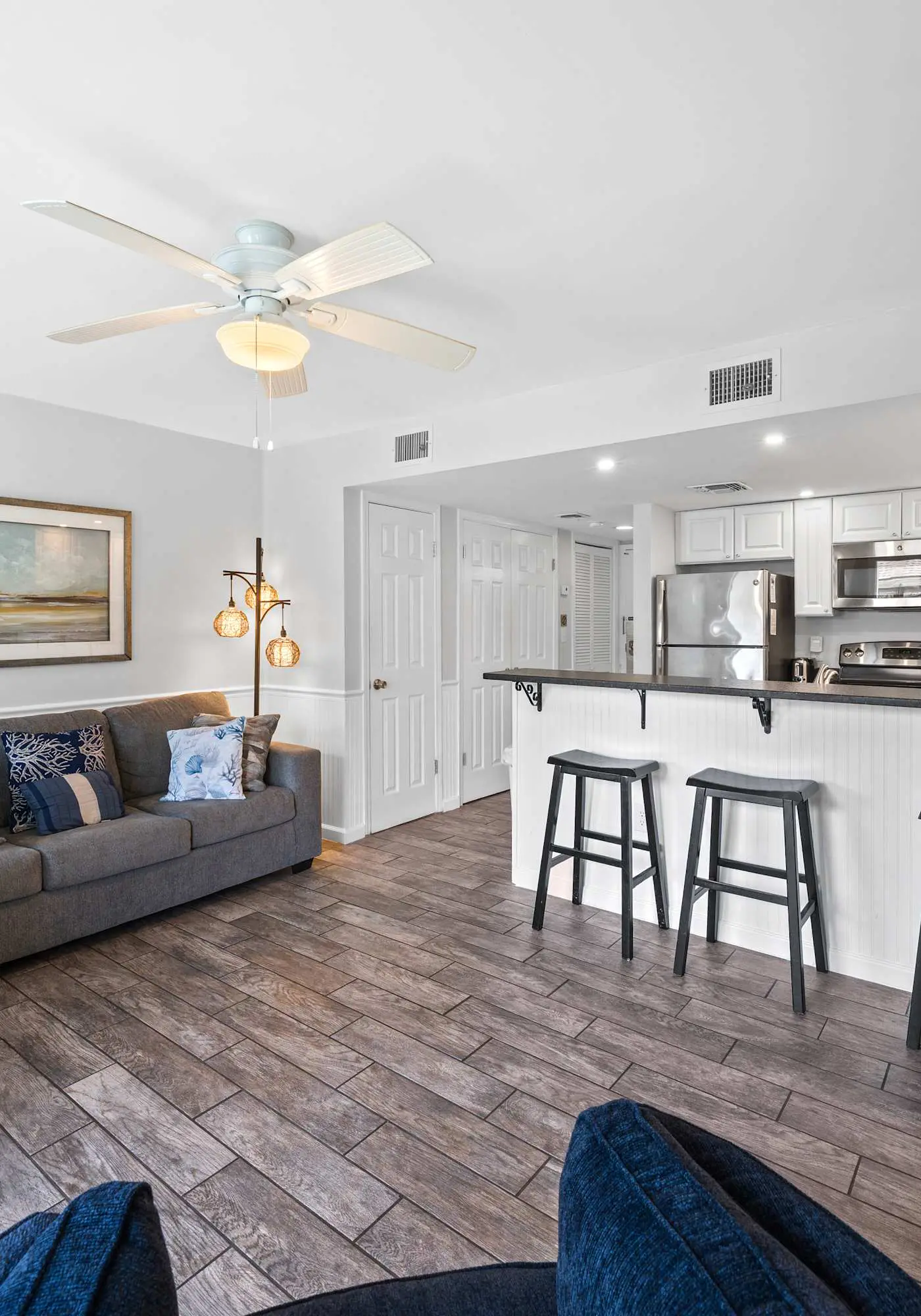 Modern studio with pools, sports courts, a gym & easy beach access
