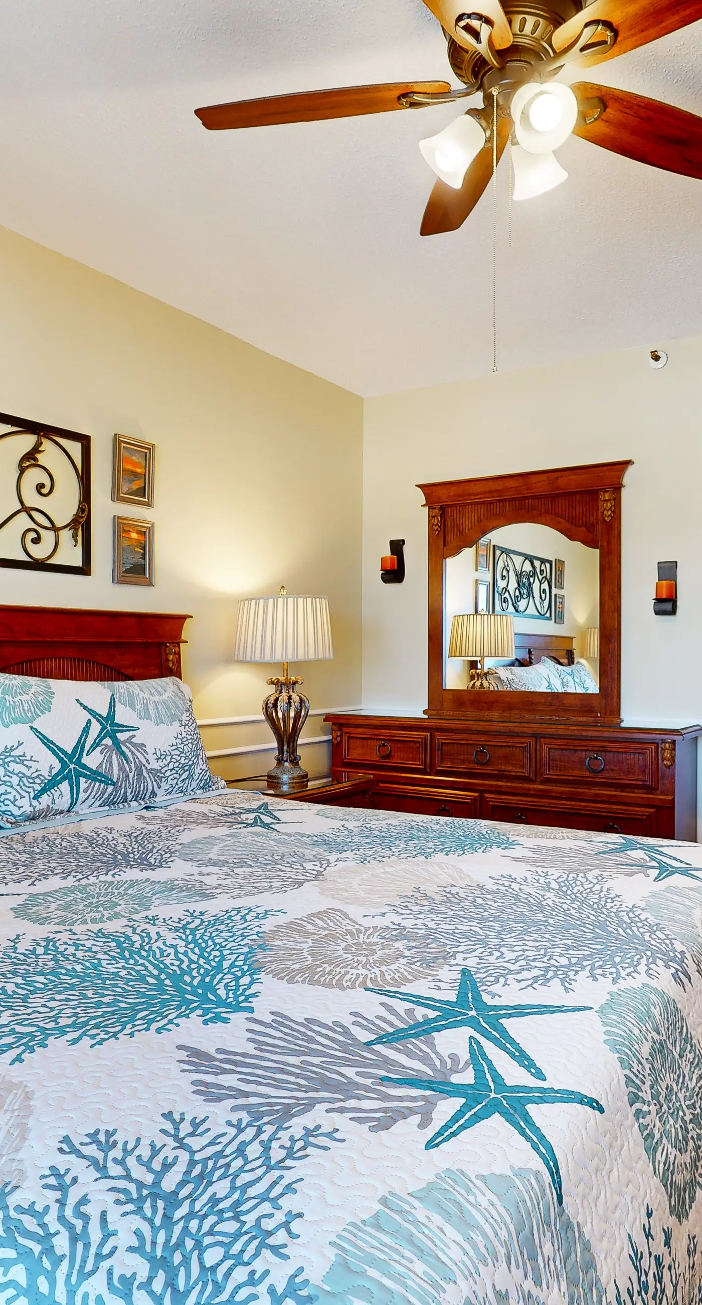 Plantation Dunes condo with Gulf views, pool, hot tubs & gym - walk to beach