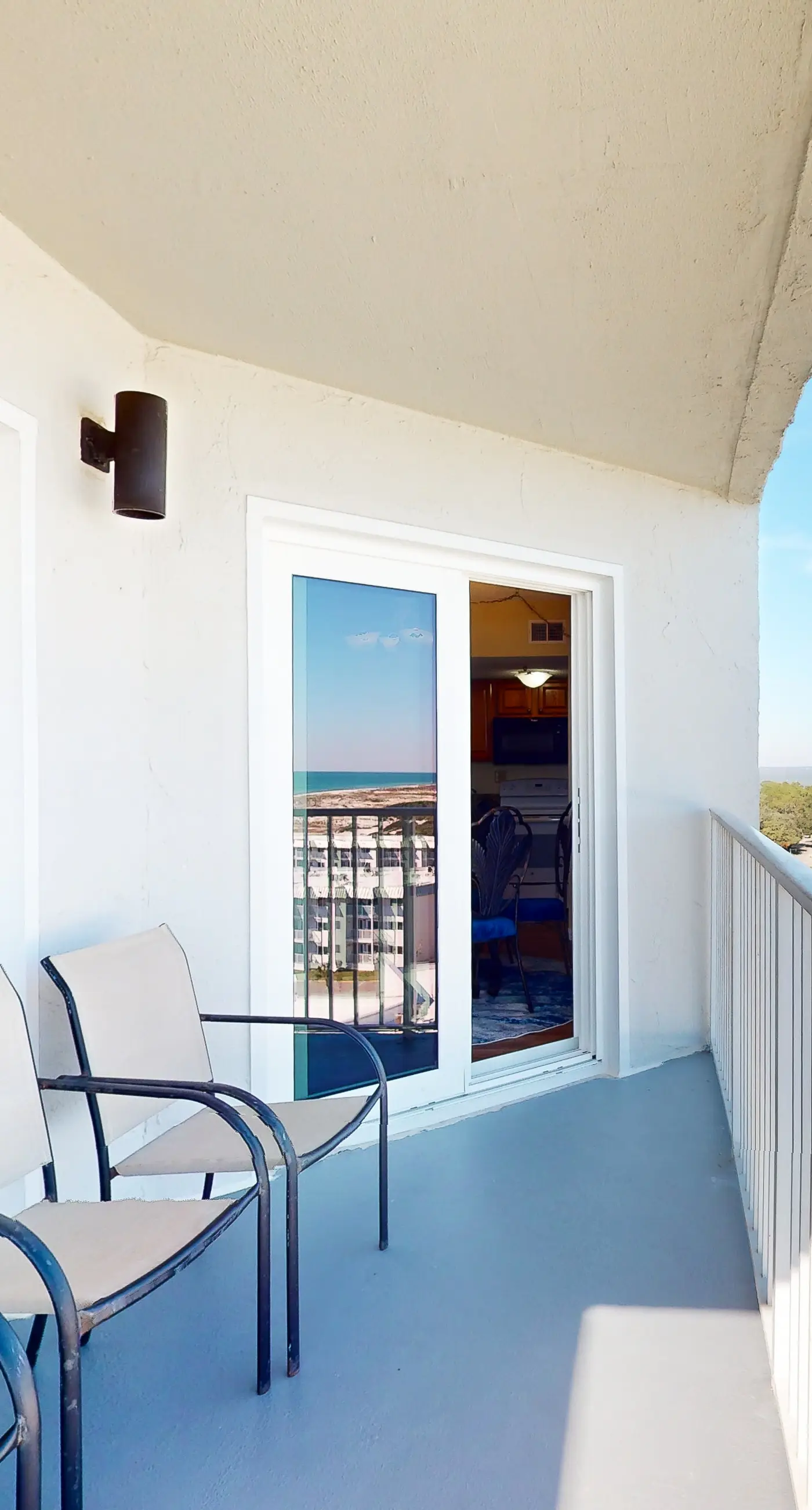 Plantation Dunes condo with Gulf views, pool, hot tubs & gym - walk to beach
